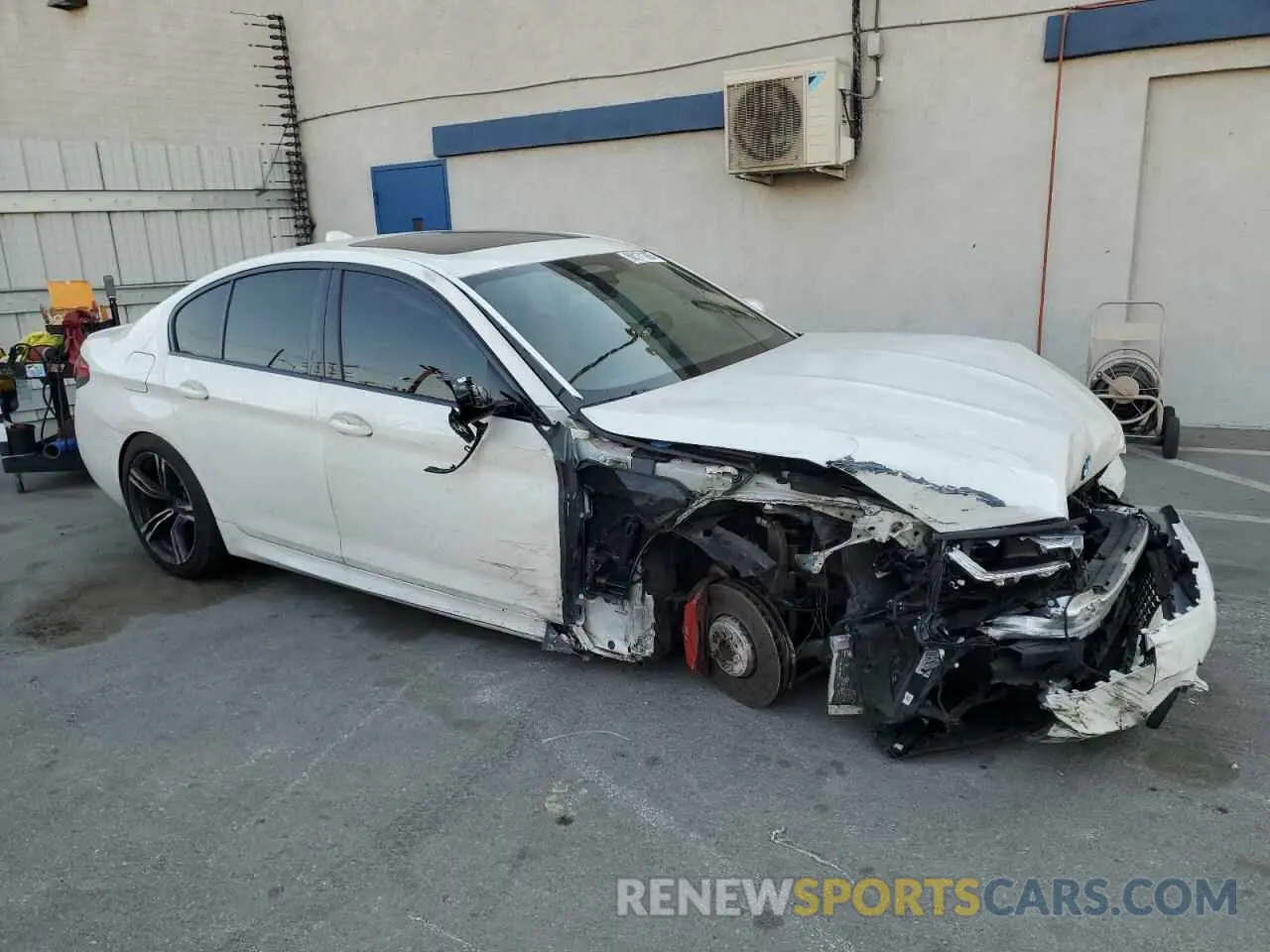 4 fotografías del automóvil dañado WBS83CH07NCK07614 BMW M5 2022