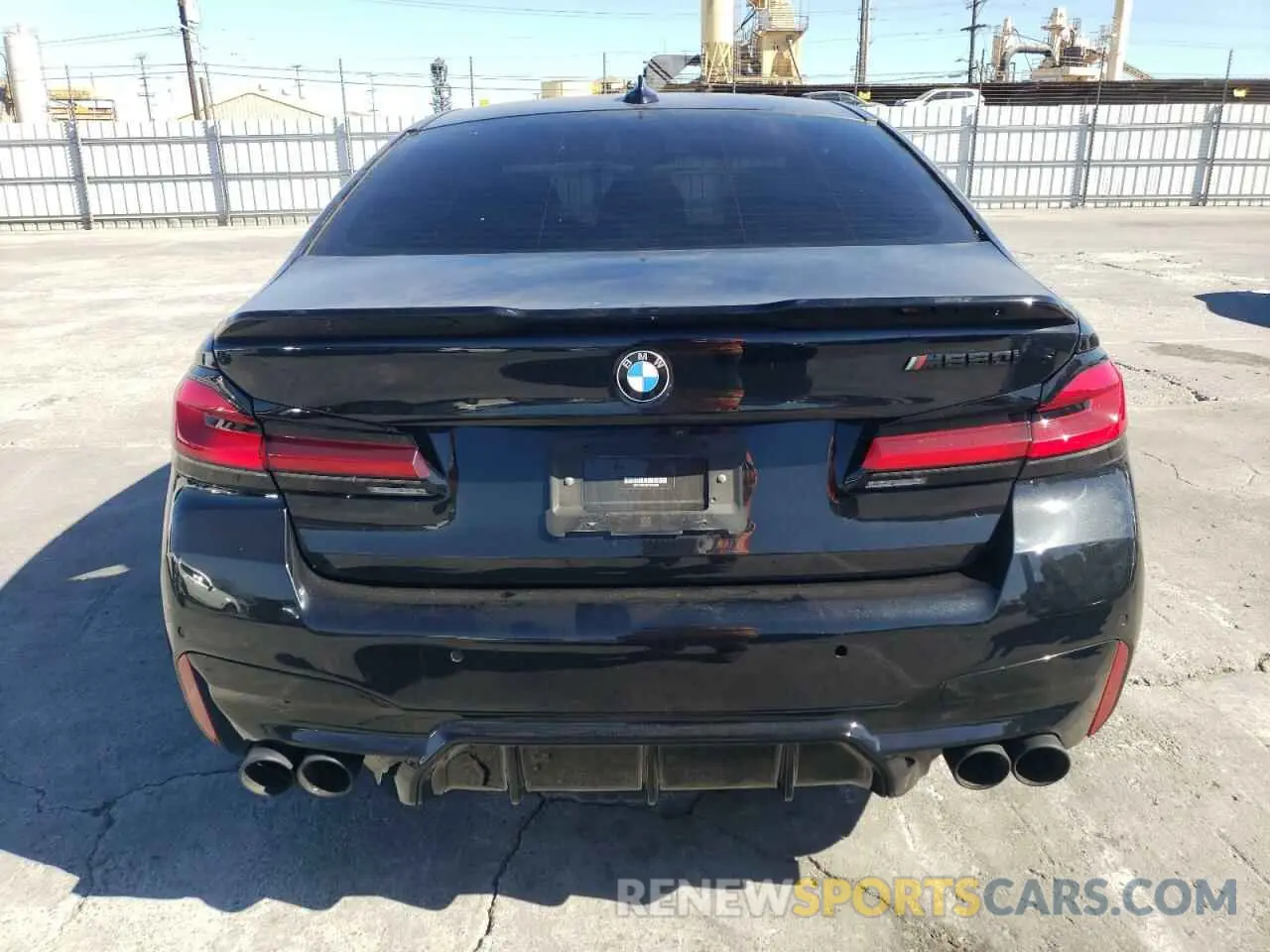 6 fotografías del automóvil dañado WBA13BK03PCM44838 BMW M5 2023
