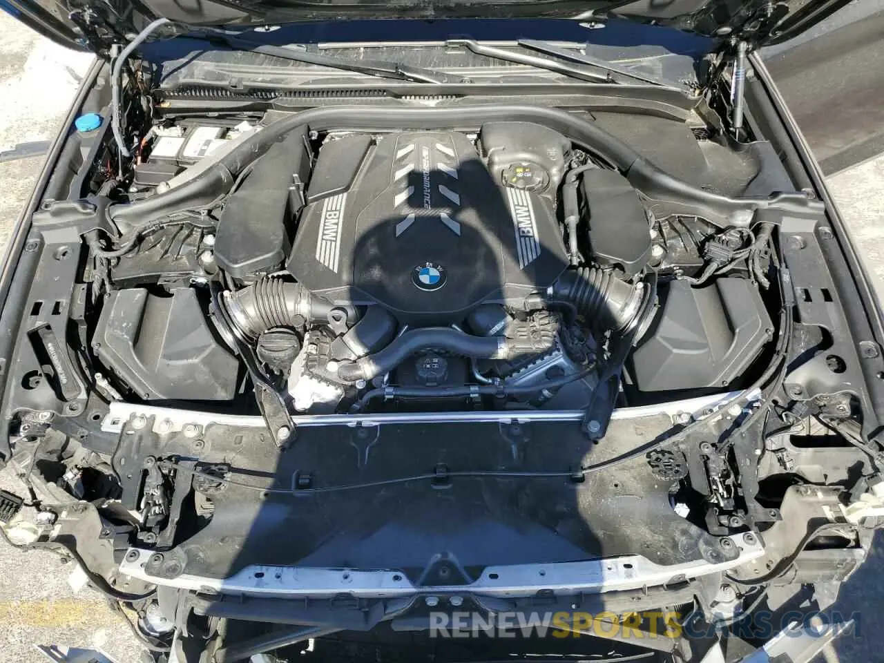 11 fotografías del automóvil dañado WBA13BK04PCM97306 BMW M5 2023