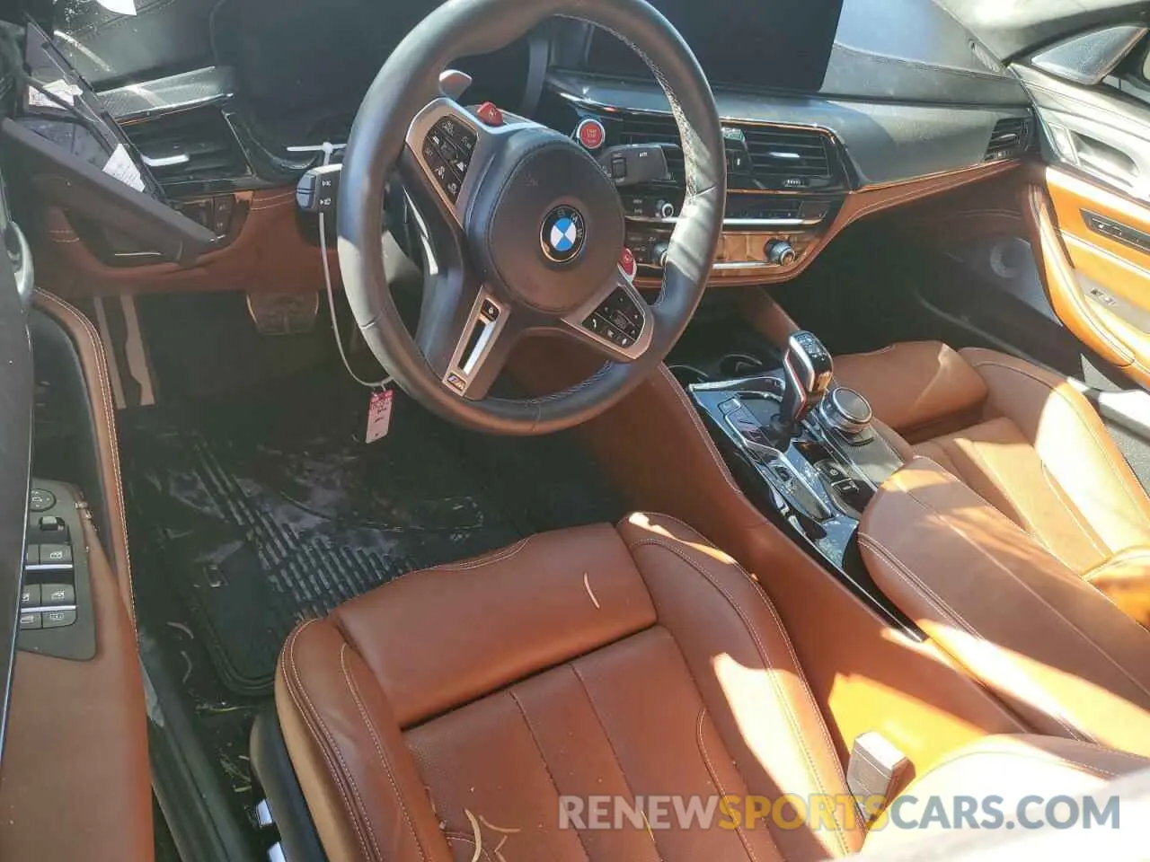 8 fotografías del automóvil dañado WBS83CH02PCM33496 BMW M5 2023