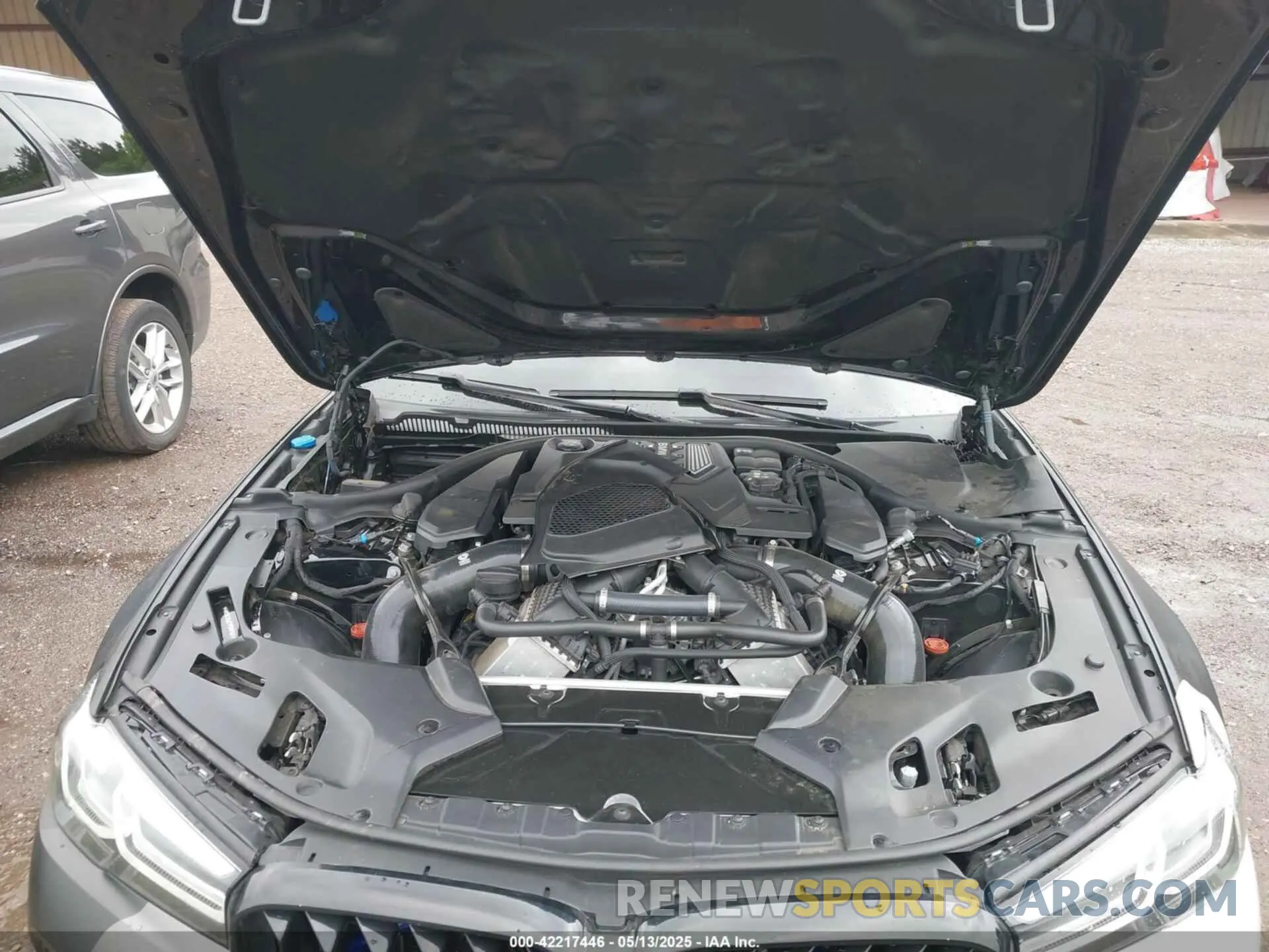 10 fotografías del automóvil dañado WBS83CH07PCM91524 BMW M5 2023