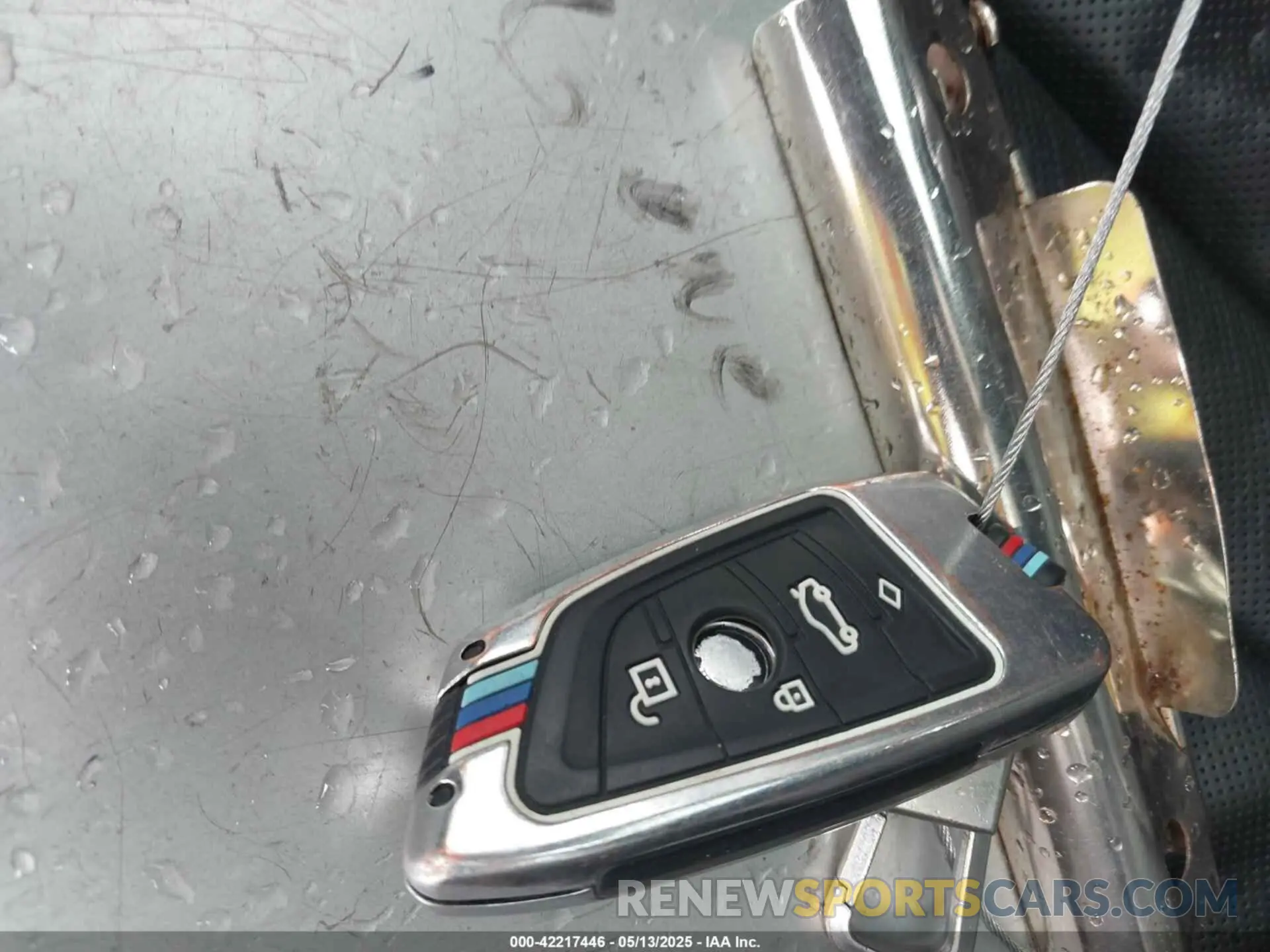 11 fotografías del automóvil dañado WBS83CH07PCM91524 BMW M5 2023