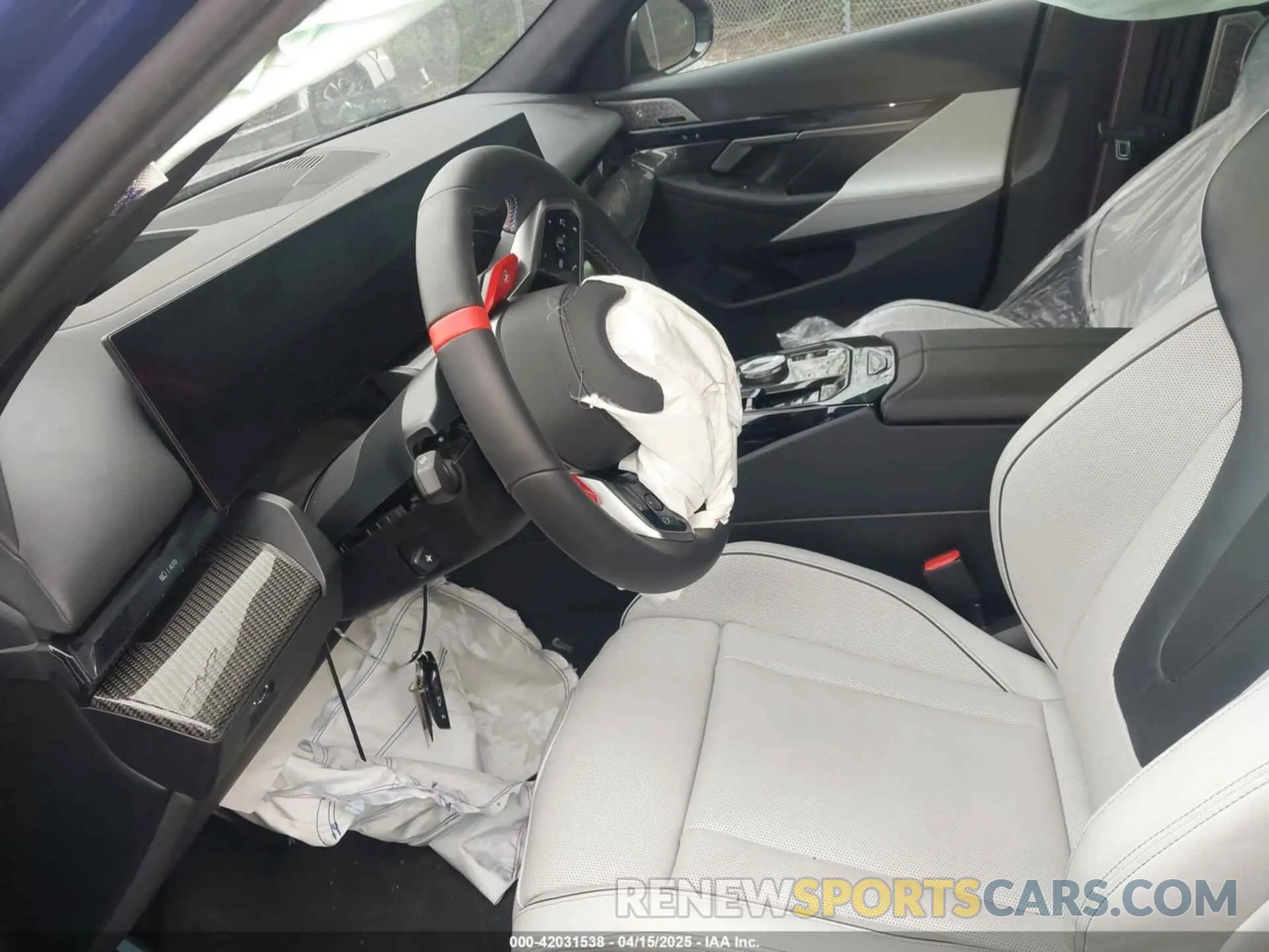 5 fotografías del automóvil dañado WBS83FK06SCU43757 BMW M5 2025