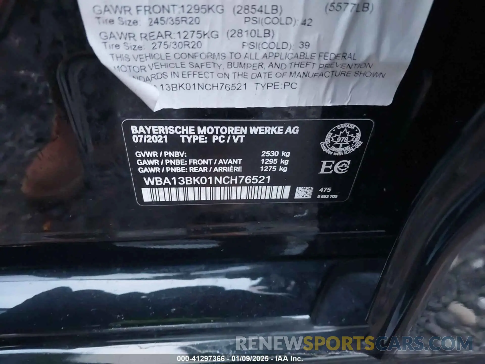 9 fotografías del automóvil dañado WBA13BK01NCH76521 BMW M550 2022