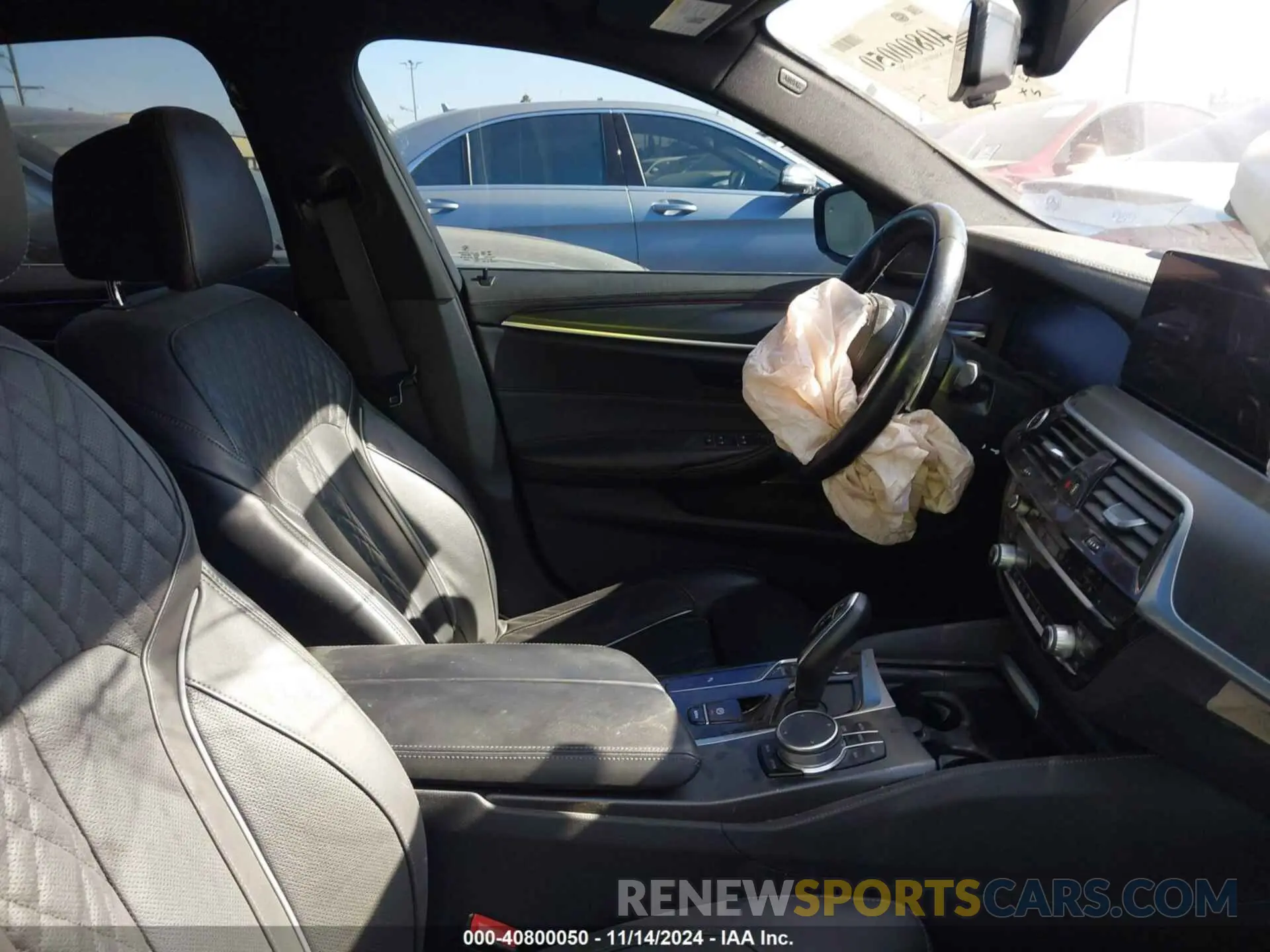 5 fotografías del automóvil dañado WBA13BK07NCJ05013 BMW M550 2022