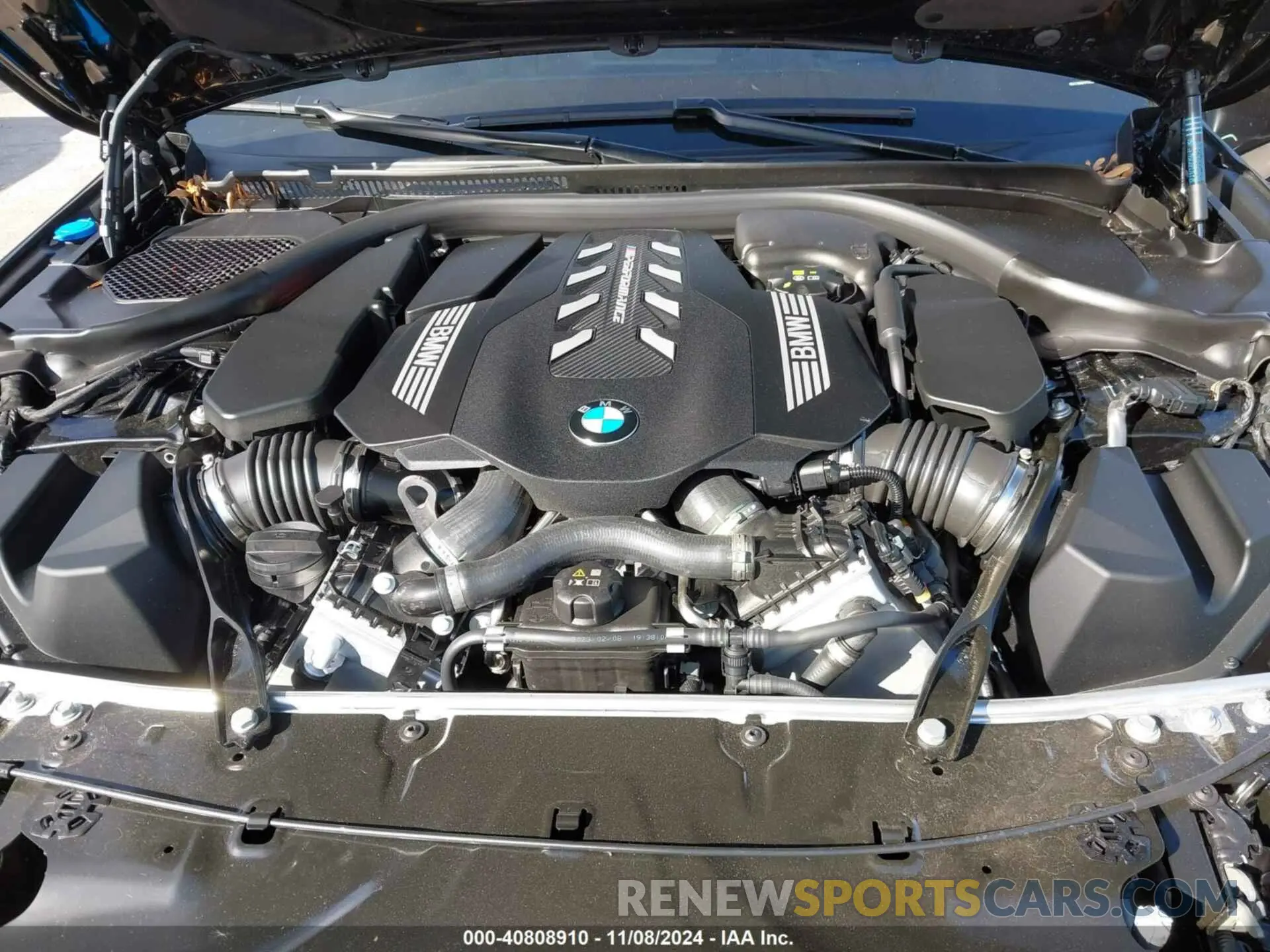 10 fotografías del automóvil dañado WBA13BK01PCN38314 BMW M550 2023