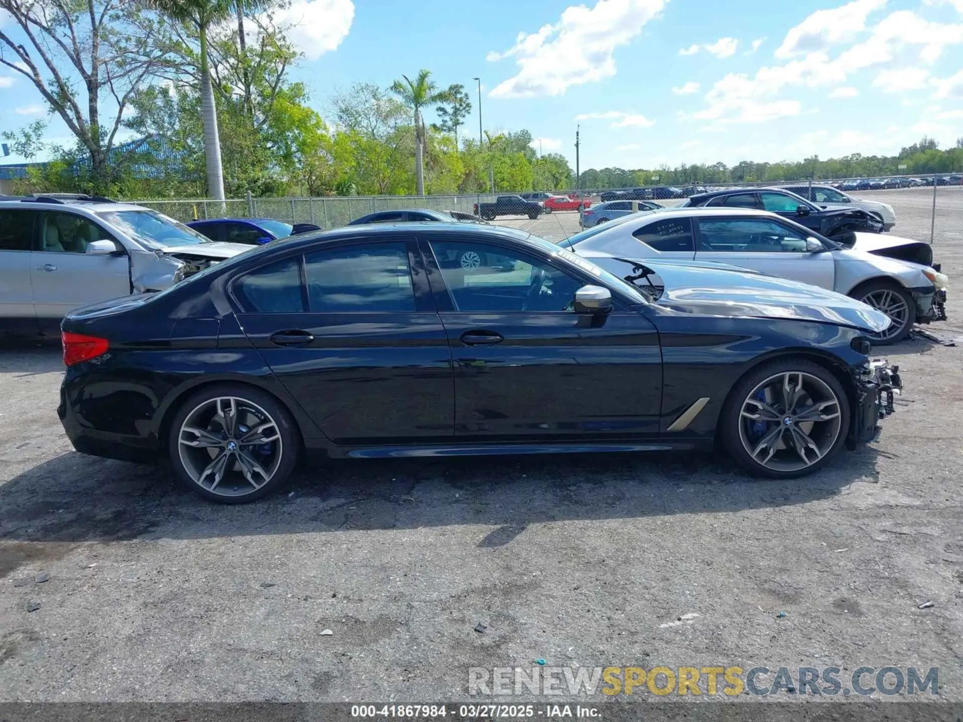 13 fotografías del automóvil dañado WBAJB9C51KB289355 BMW M550I 2019