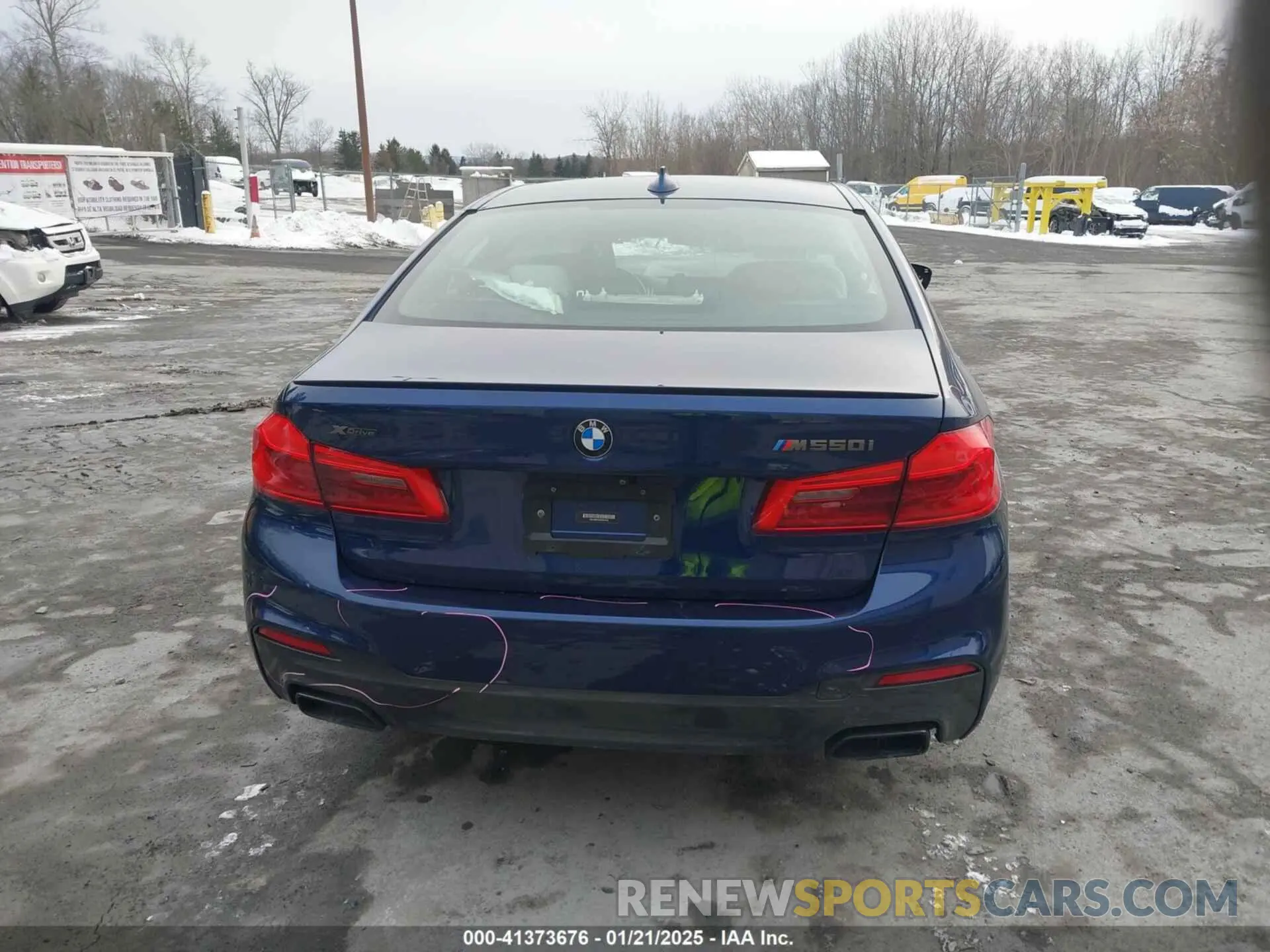 17 fotografías del automóvil dañado WBAJB9C54KB464746 BMW M550I 2019