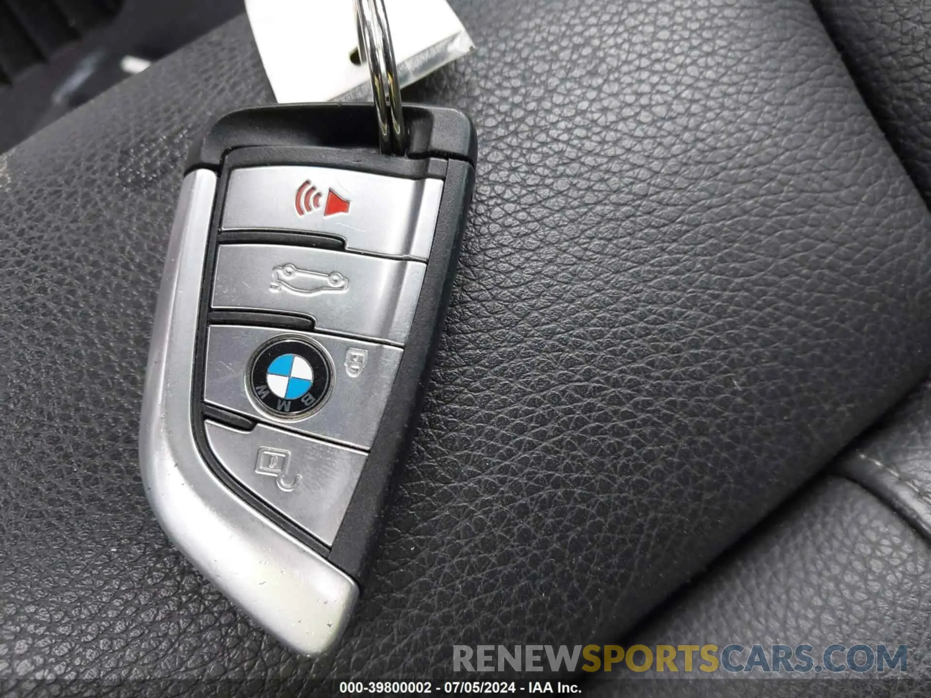 11 fotografías del automóvil dañado WBAJB9C56KB464148 BMW M550I 2019