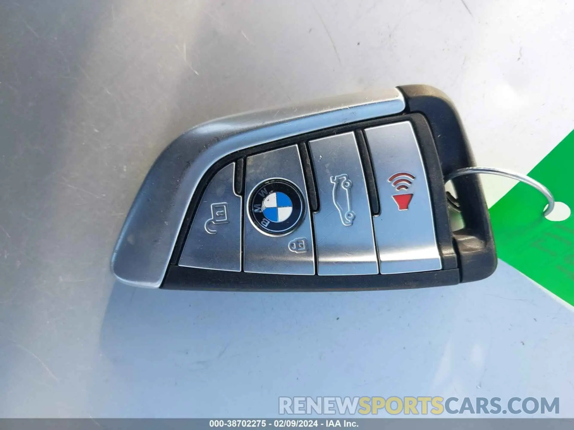 11 fotografías del automóvil dañado WBAJB9C59KB464323 BMW M550I 2019