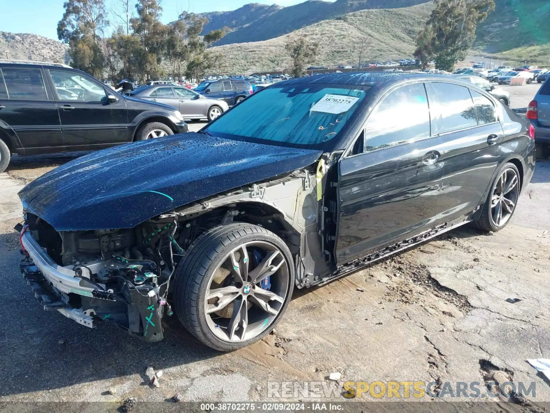 2 fotografías del automóvil dañado WBAJB9C59KB464323 BMW M550I 2019