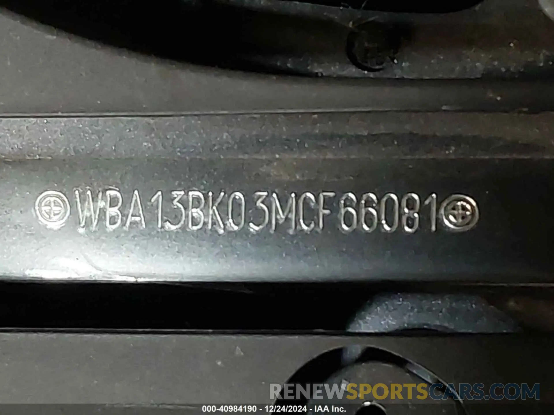 19 fotografías del automóvil dañado WBA13BK03MCF66081 BMW M550I 2021