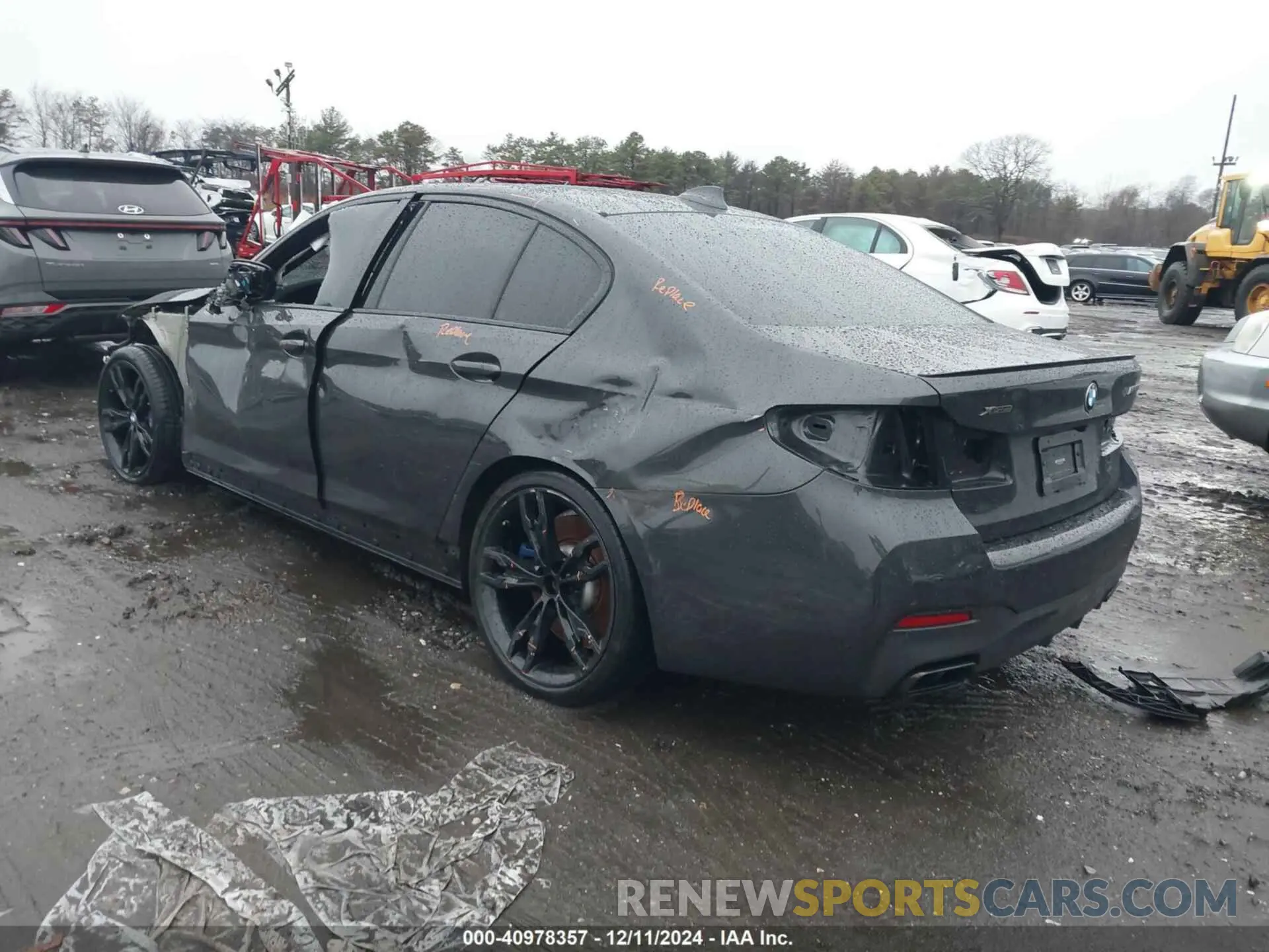 3 fotografías del automóvil dañado WBA13BK0XMCF03673 BMW M550I 2021