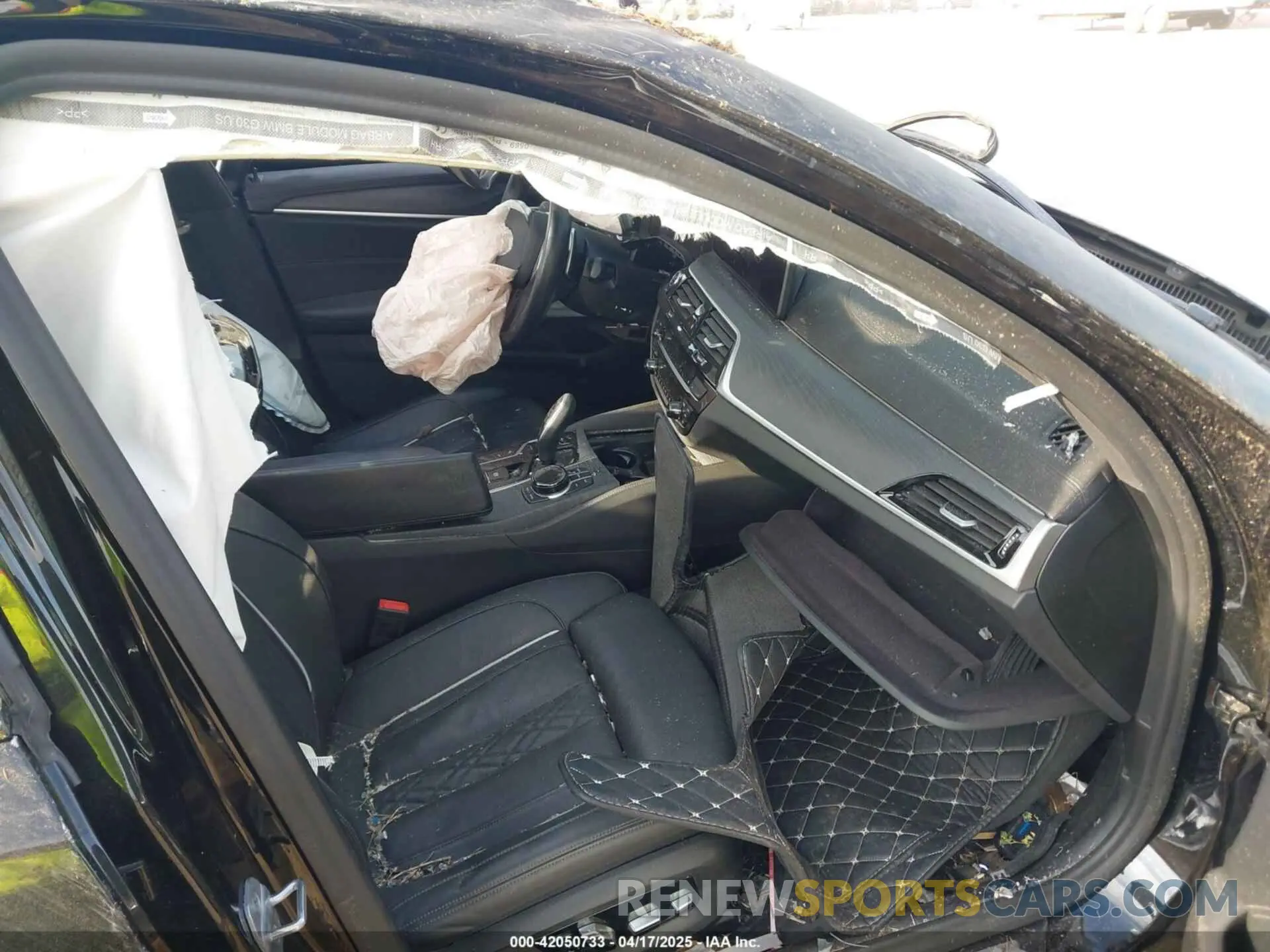 5 fotografías del automóvil dañado WBA13BK0XMCF98624 BMW M550I 2021
