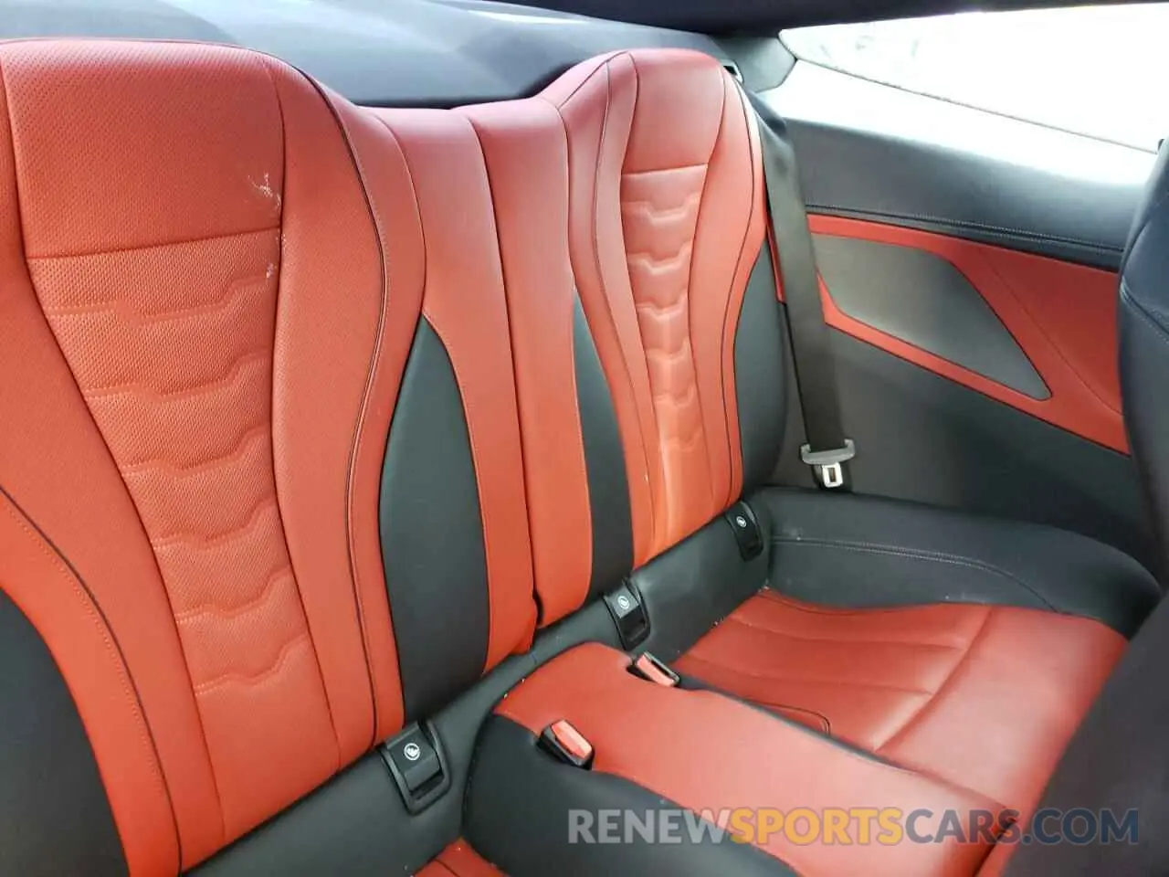 10 fotografías del automóvil dañado WBABC4C51KBU96543 BMW M8 2019