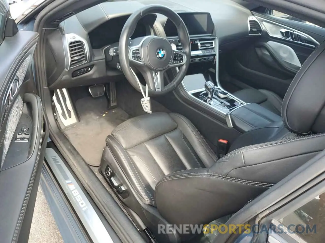 8 fotografías del automóvil dañado WBABC4C54KBU95807 BMW M8 2019