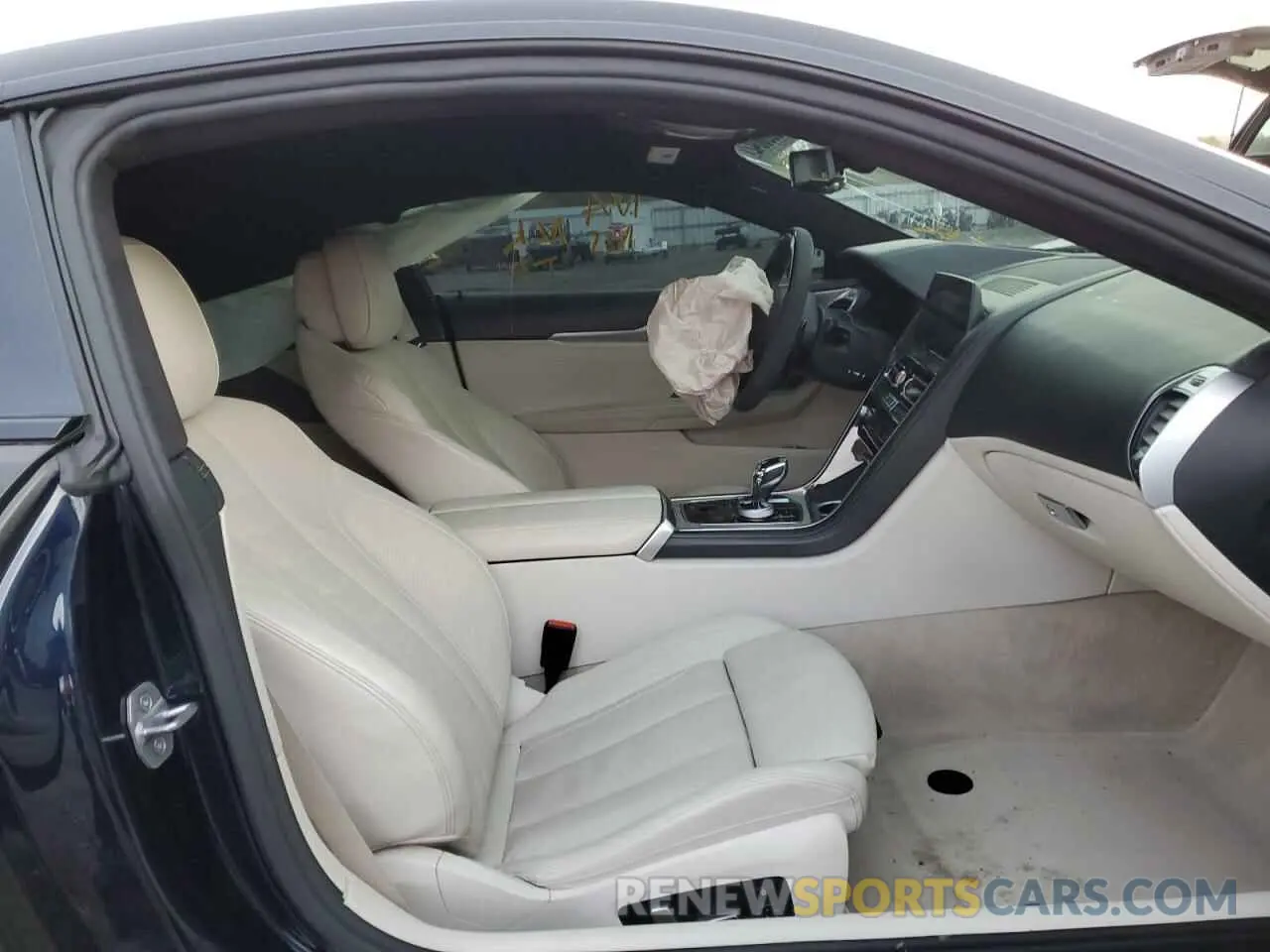 5 fotografías del automóvil dañado WBABC4C57KBU96126 BMW M8 2019