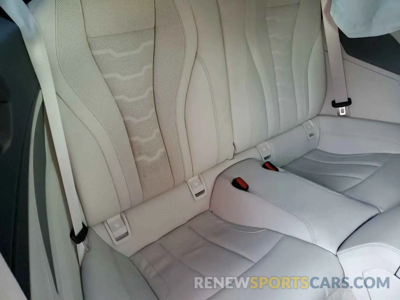 6 fotografías del automóvil dañado WBABC4C57KBU96126 BMW M8 2019