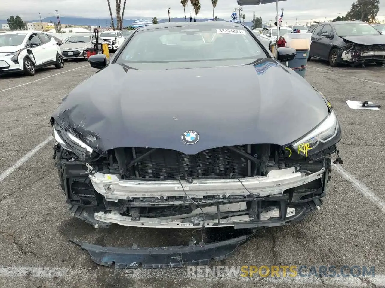 5 fotografías del automóvil dañado WBABC4C59KBU96130 BMW M8 2019
