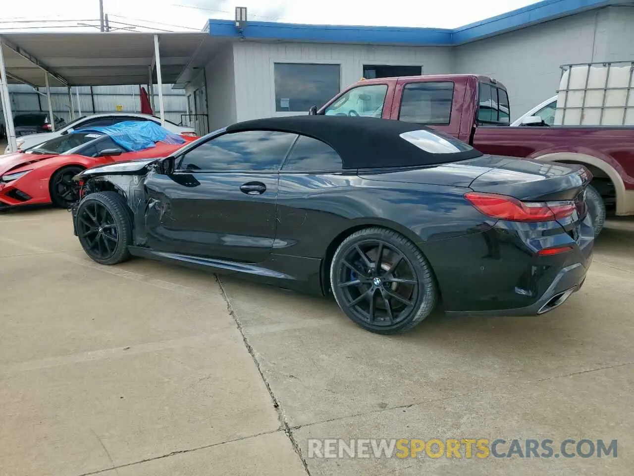 2 fotografías del automóvil dañado WBAFY4C5XKBX29810 BMW M8 2019