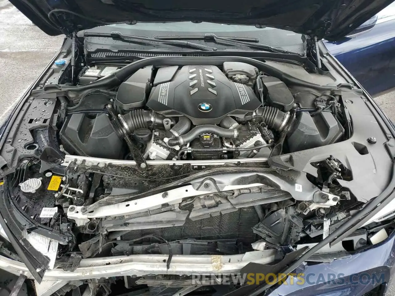 11 fotografías del automóvil dañado WBAGV8C02LCE55493 BMW M8 2020