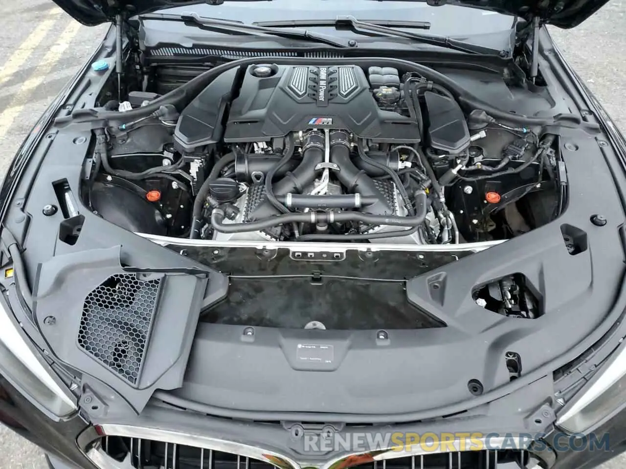 11 fotografías del automóvil dañado WBSAE0C01LBM08476 BMW M8 2020