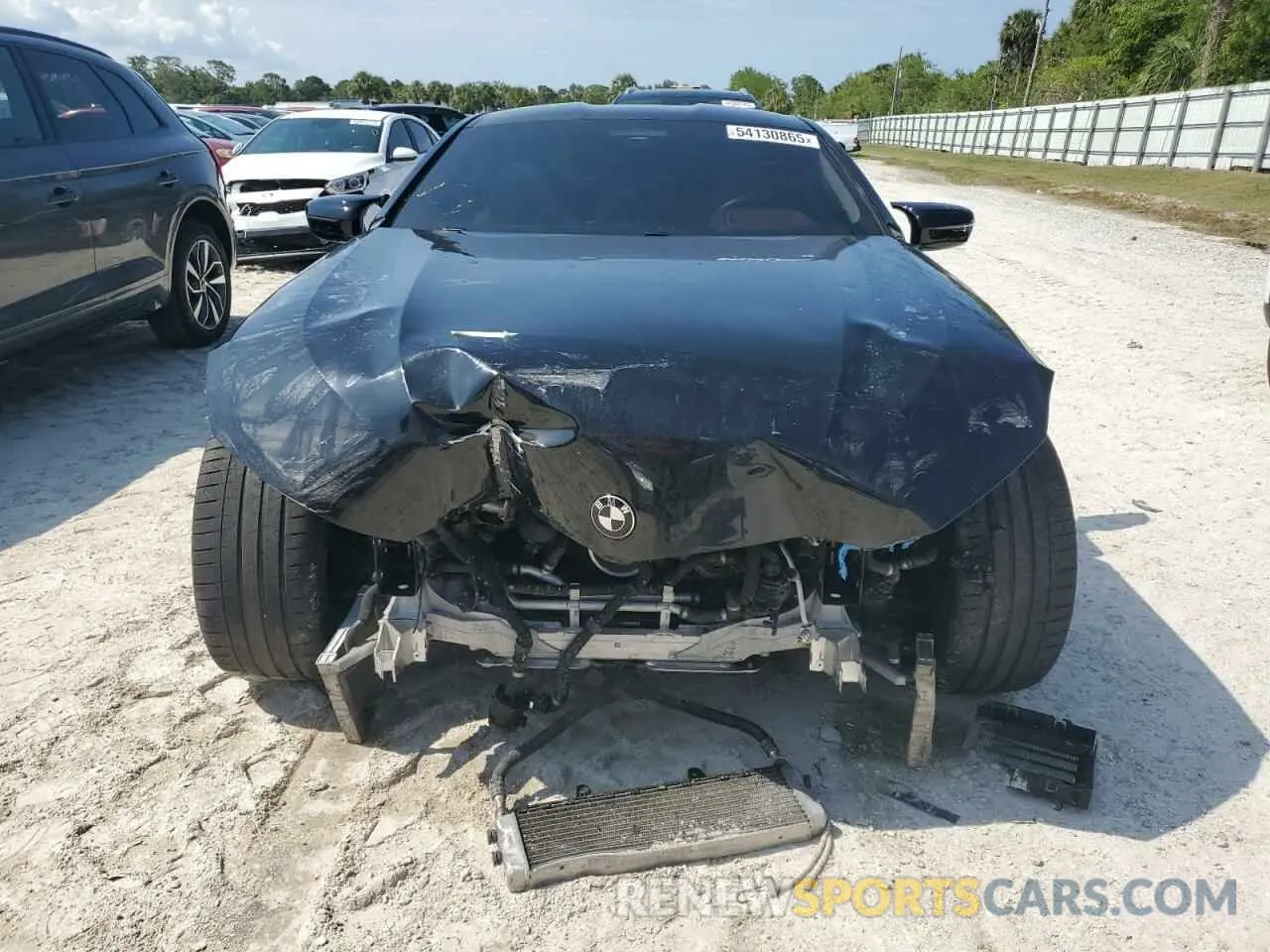 5 fotografías del automóvil dañado WBSAE0C03LBM08365 BMW M8 2020