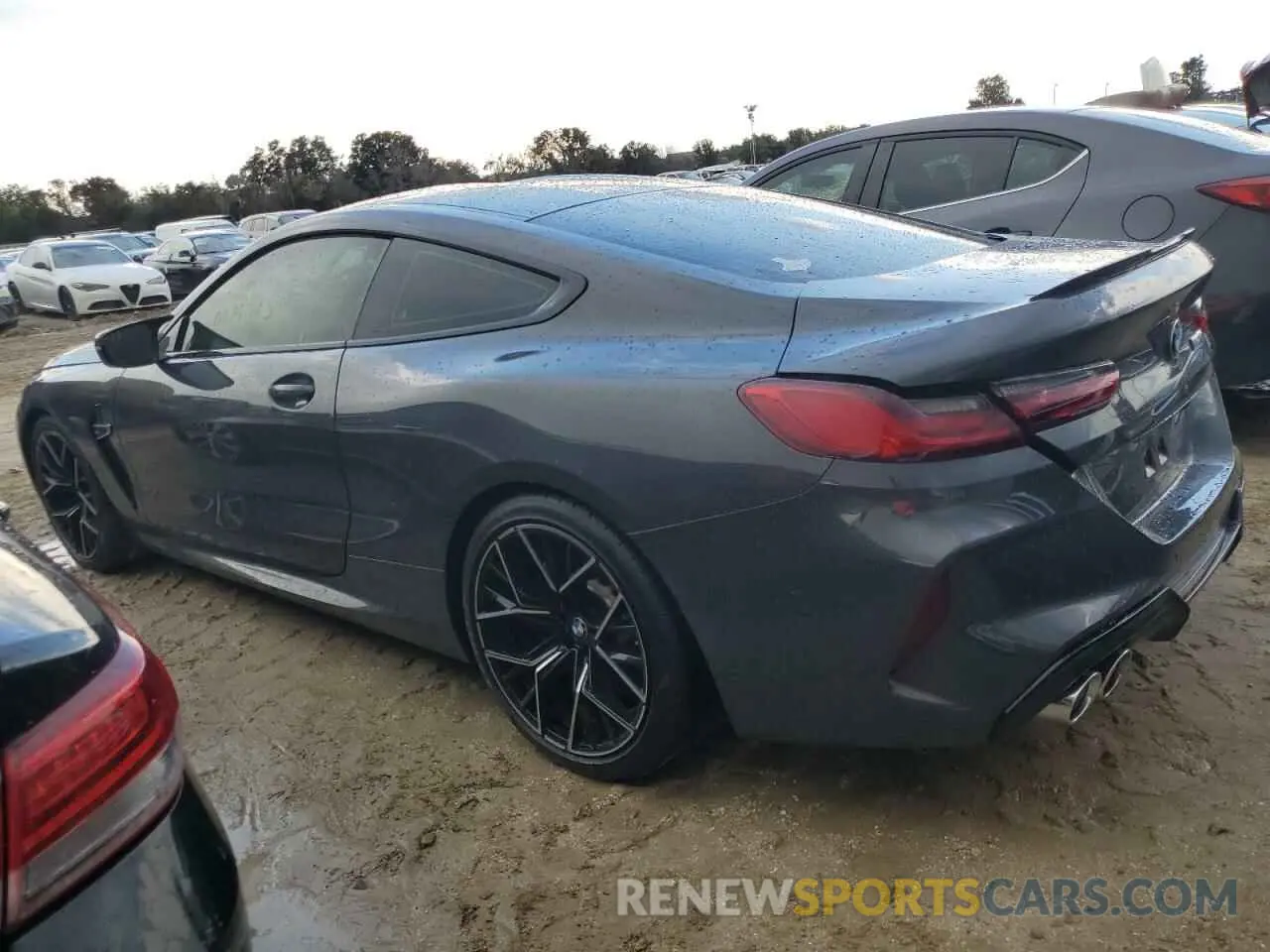 2 fotografías del automóvil dañado WBSAE0C03LCD82167 BMW M8 2020