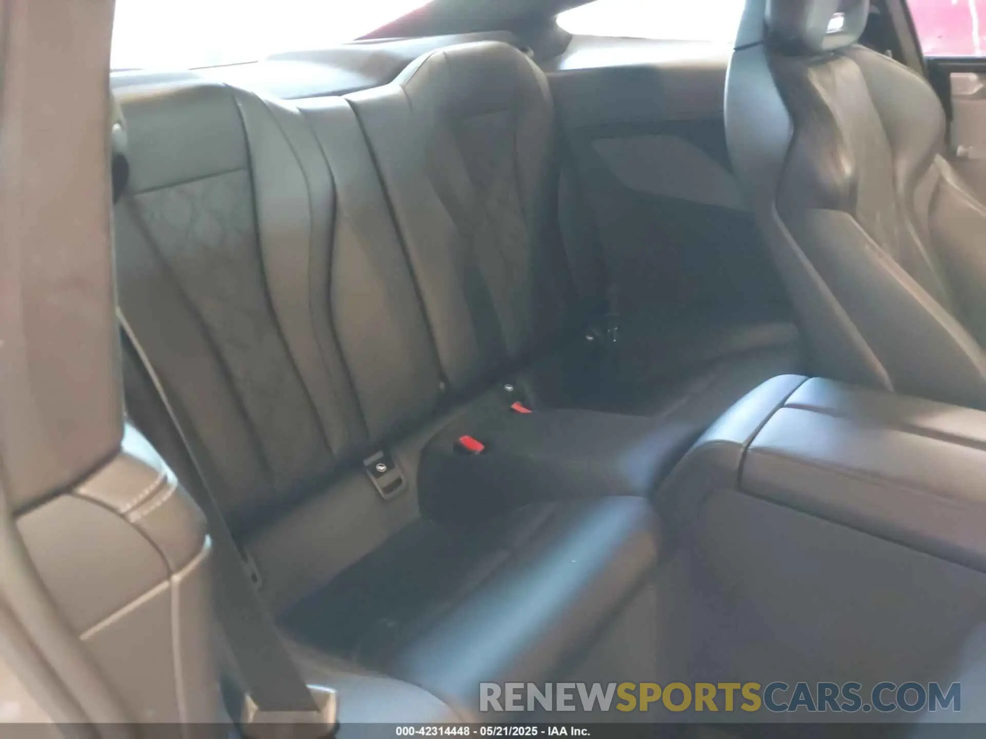 8 fotografías del automóvil dañado WBSAE0C05LCD60459 BMW M8 2020