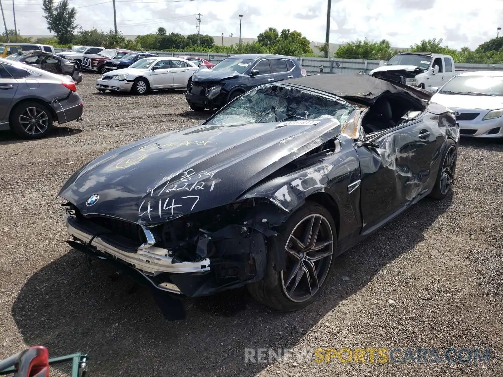 2 fotografías del automóvil dañado WBSDZ0C04LCD64147 BMW M8 2020