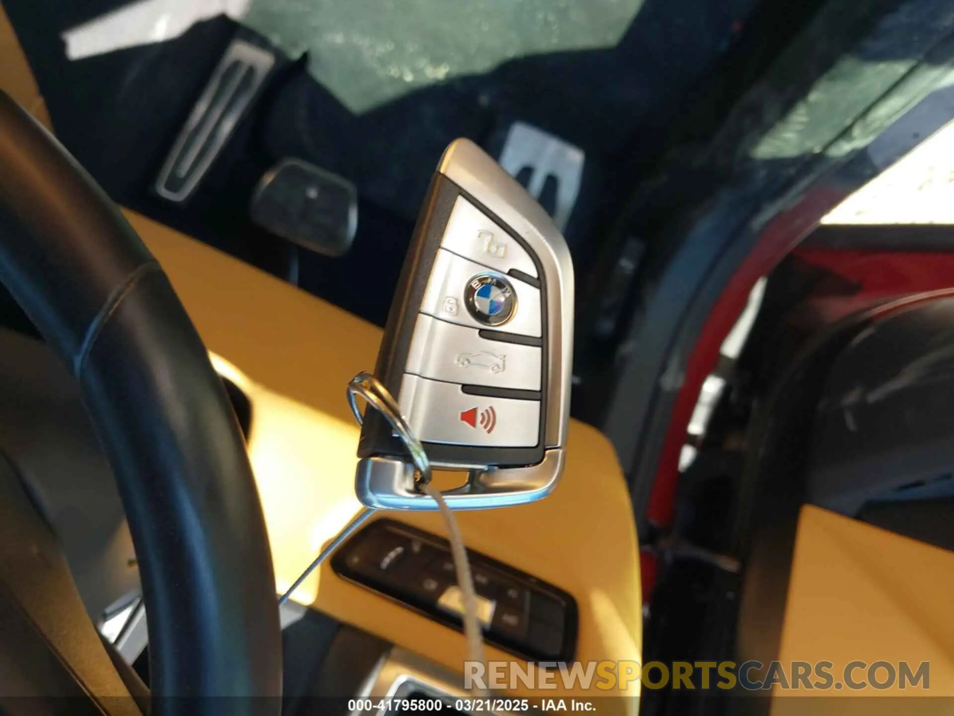 11 fotografías del automóvil dañado WBSDZ0C07LBM09505 BMW M8 2020