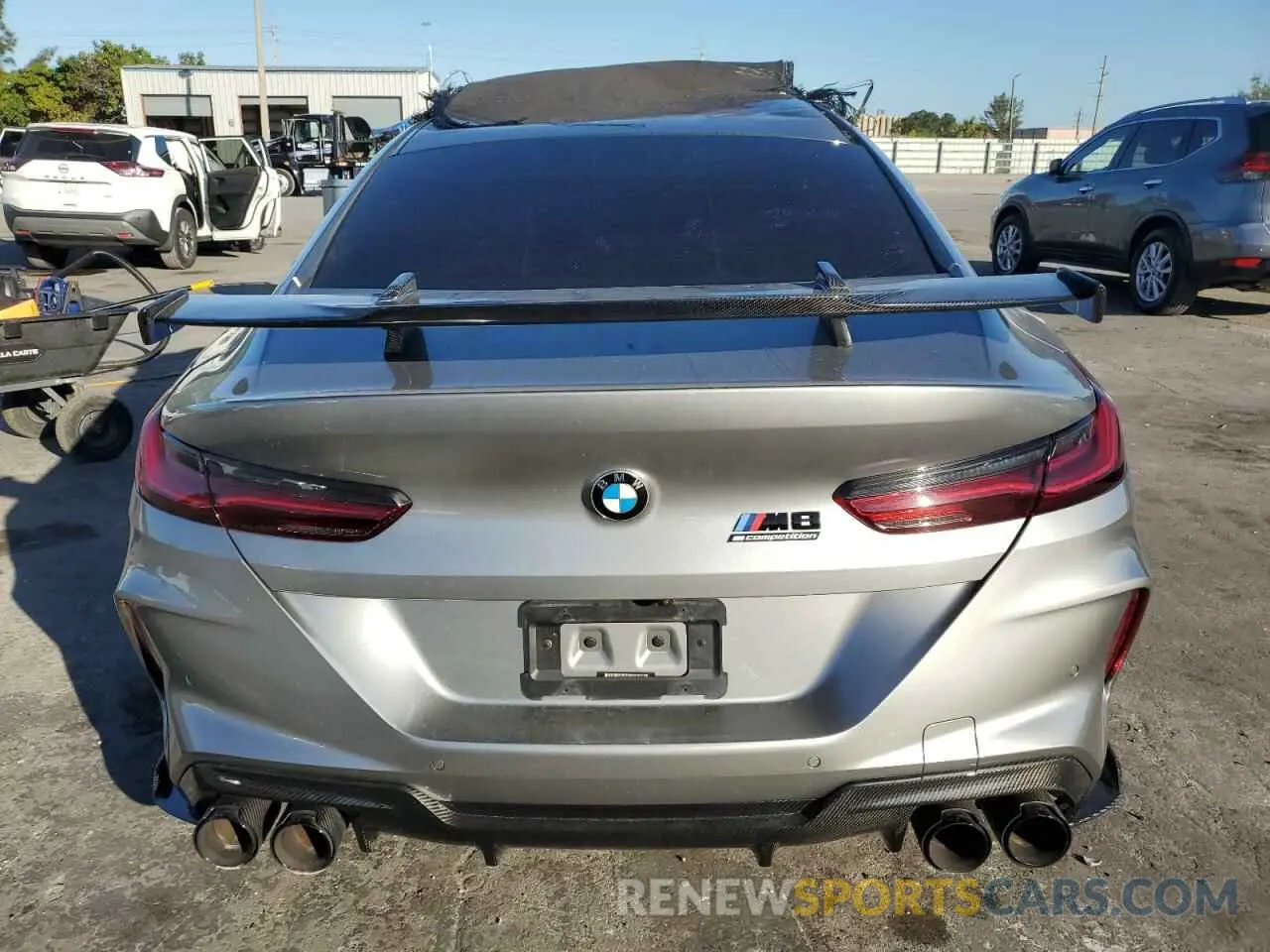 6 fotografías del automóvil dañado WBSGV0C03MCG35516 BMW M8 2021