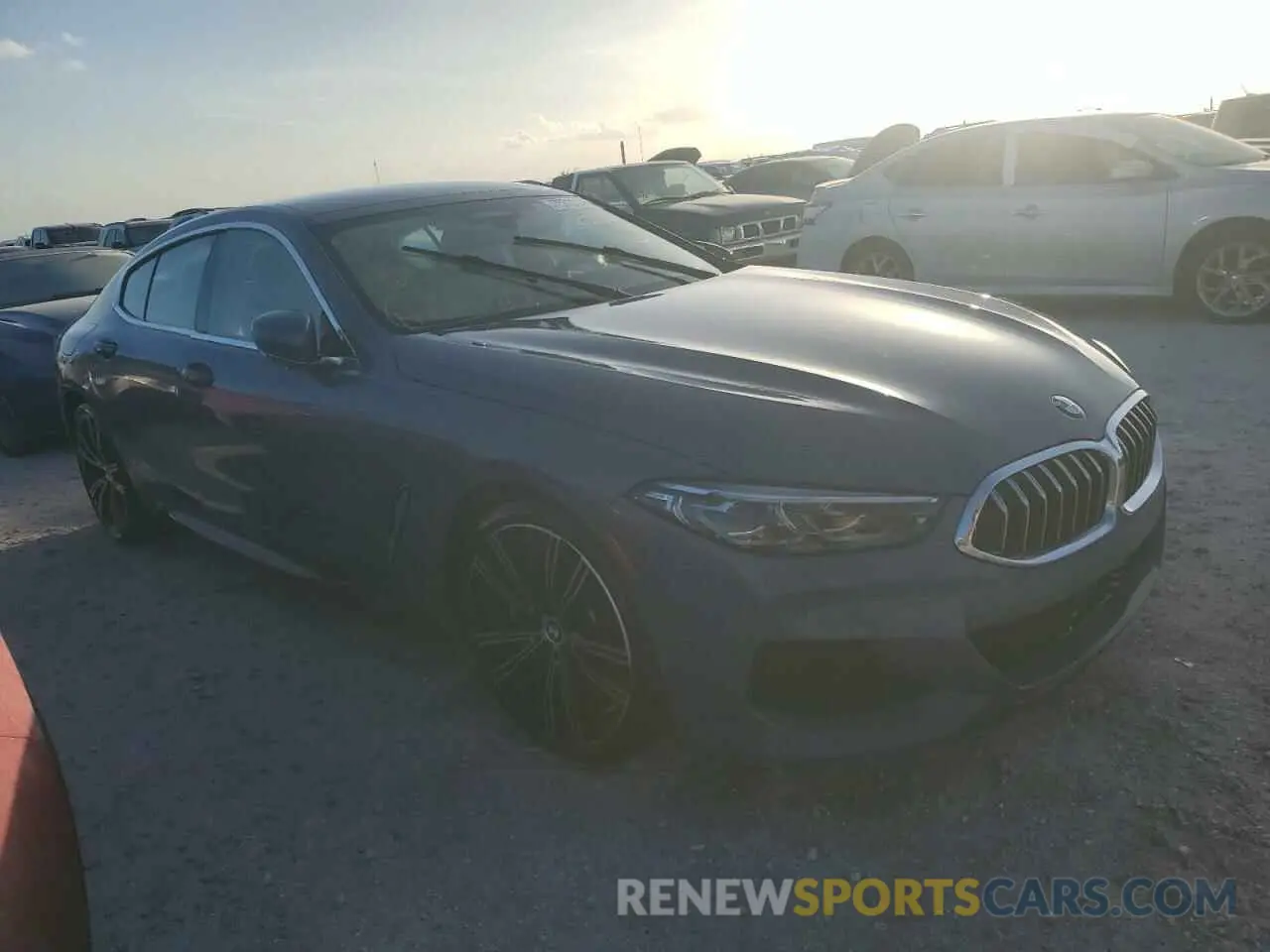 4 fotografías del automóvil dañado WBAGV8C06NCH25022 BMW M8 2022
