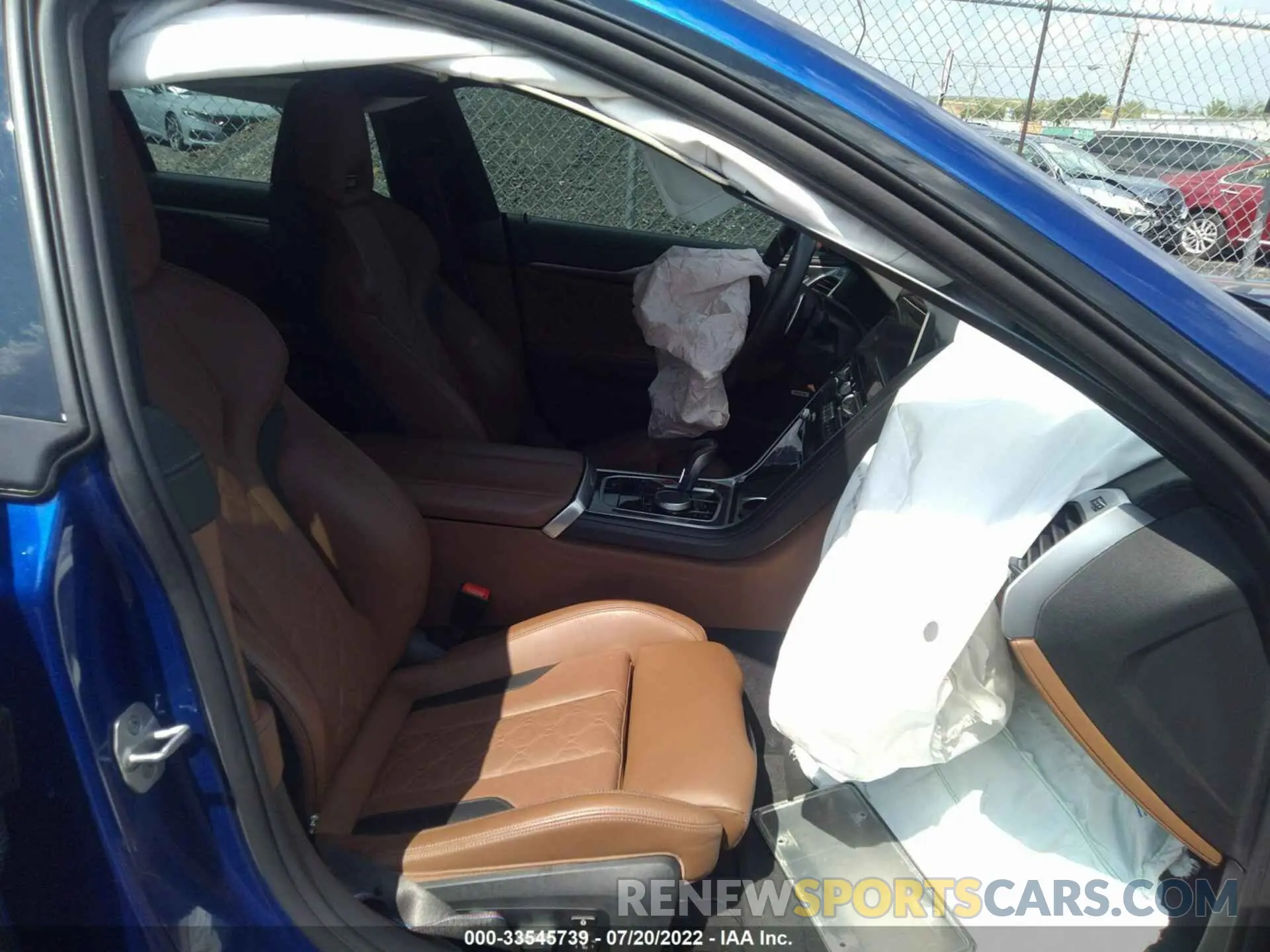 5 fotografías del automóvil dañado WBSGV0C07NCH71584 BMW M8 2022