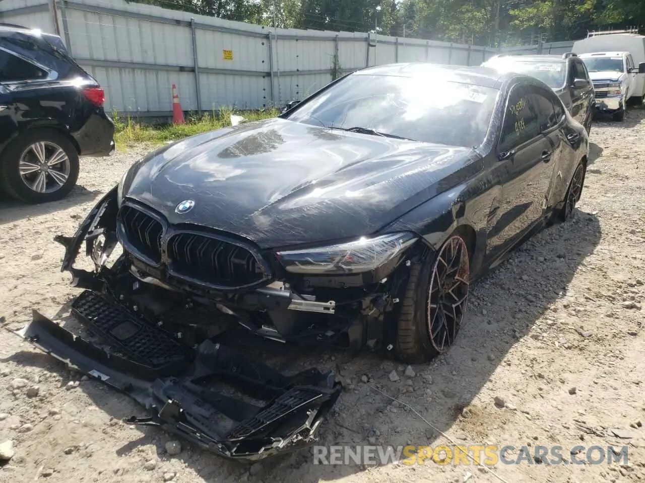 2 fotografías del automóvil dañado WBSGV0C07NCJ05497 BMW M8 2022