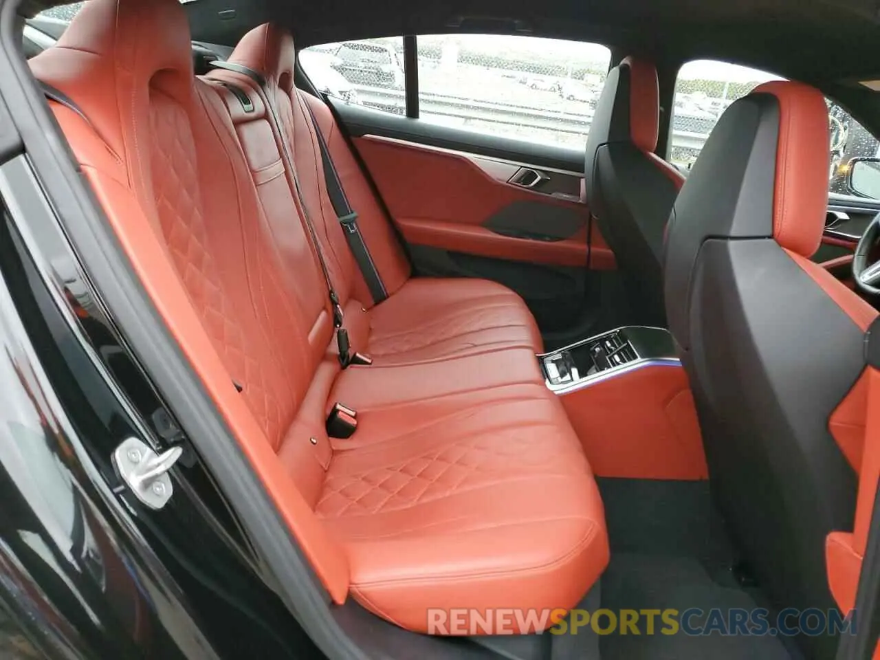 6 fotografías del automóvil dañado WBSGV0C08NCH18537 BMW M8 2022