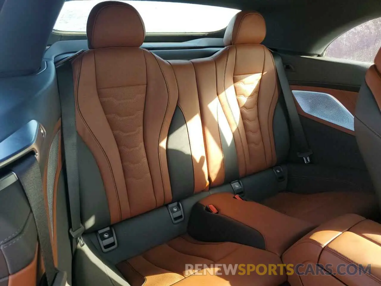 10 fotografías del automóvil dañado WBAFY4C06PCL37655 BMW M8 2023