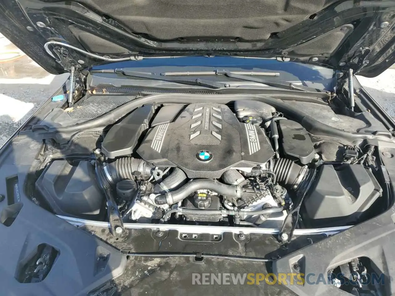 11 fotografías del automóvil dañado WBAGV8C02PCK67527 BMW M8 2023