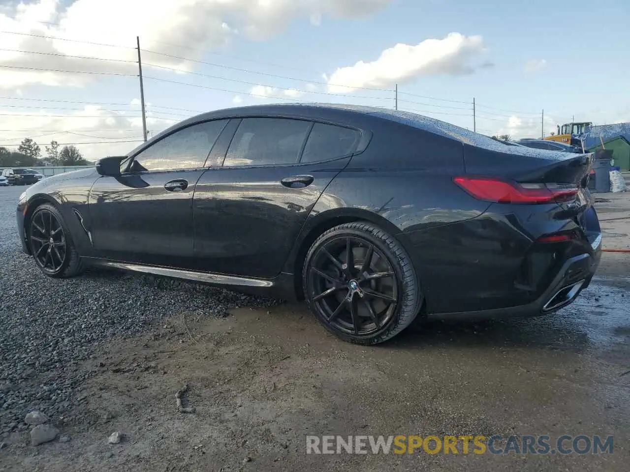 2 fotografías del automóvil dañado WBAGV8C02PCK67527 BMW M8 2023