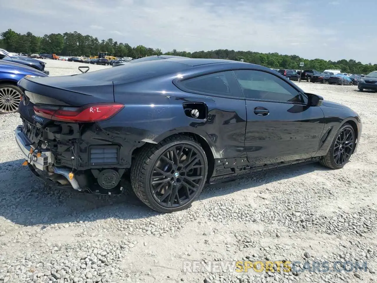 3 fotografías del automóvil dañado WBABC4C07RCP90022 BMW M8 2024