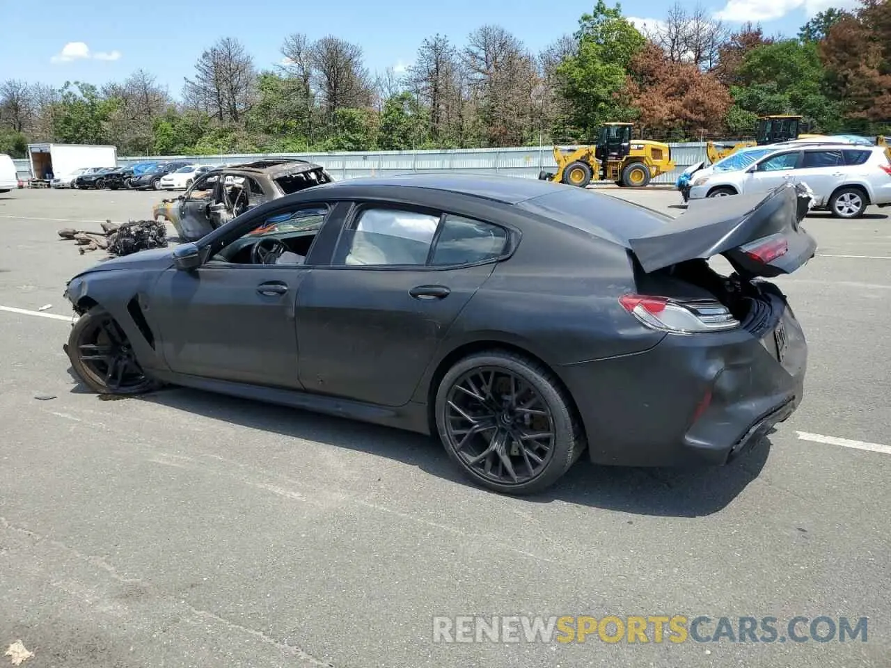 2 fotografías del automóvil dañado WBSGV0C05RCP23312 BMW M8 2024