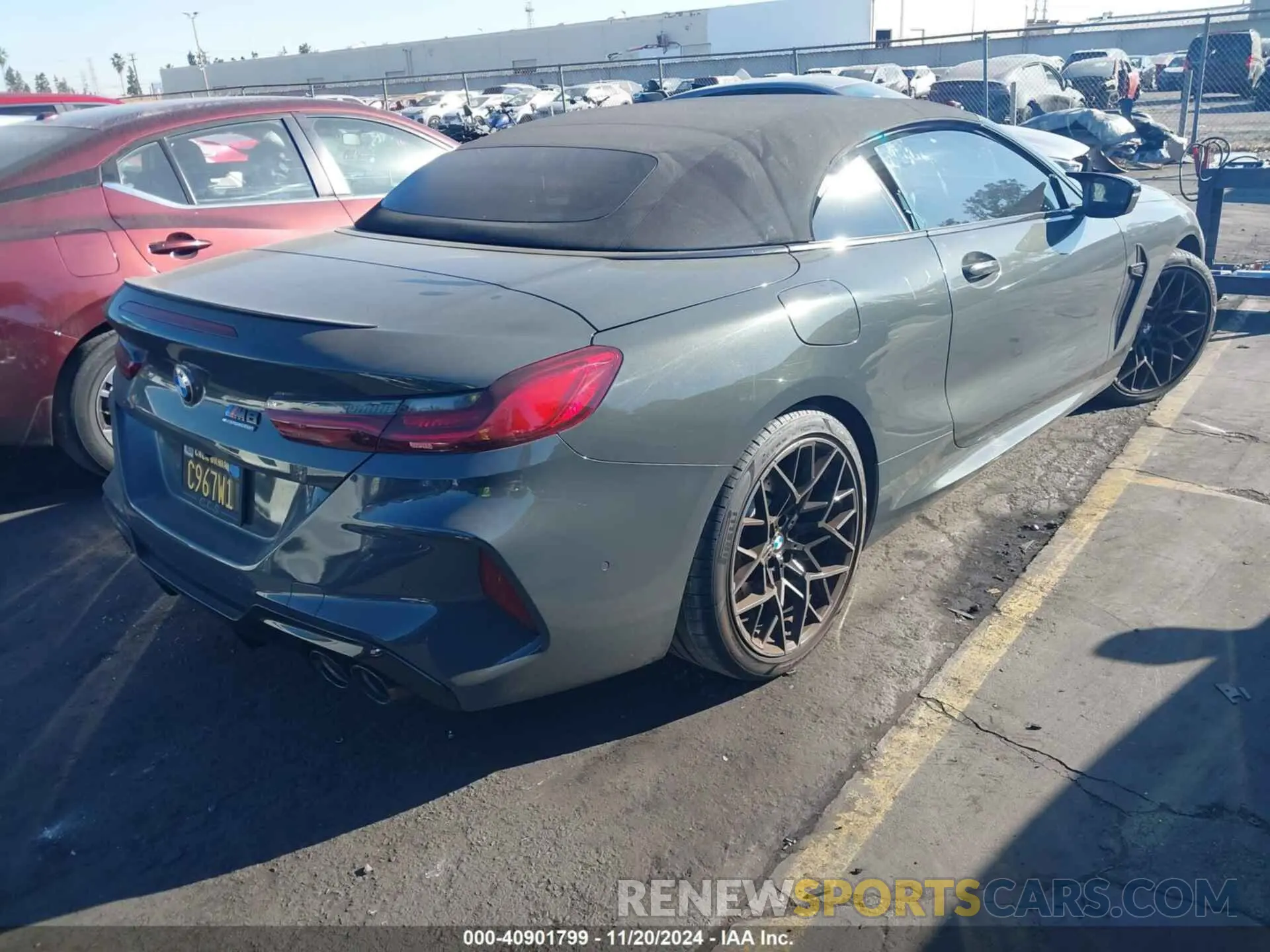 4 fotografías del automóvil dañado WBSDZ0C06NCJ12321 BMW M8 CABRIOLET 2022