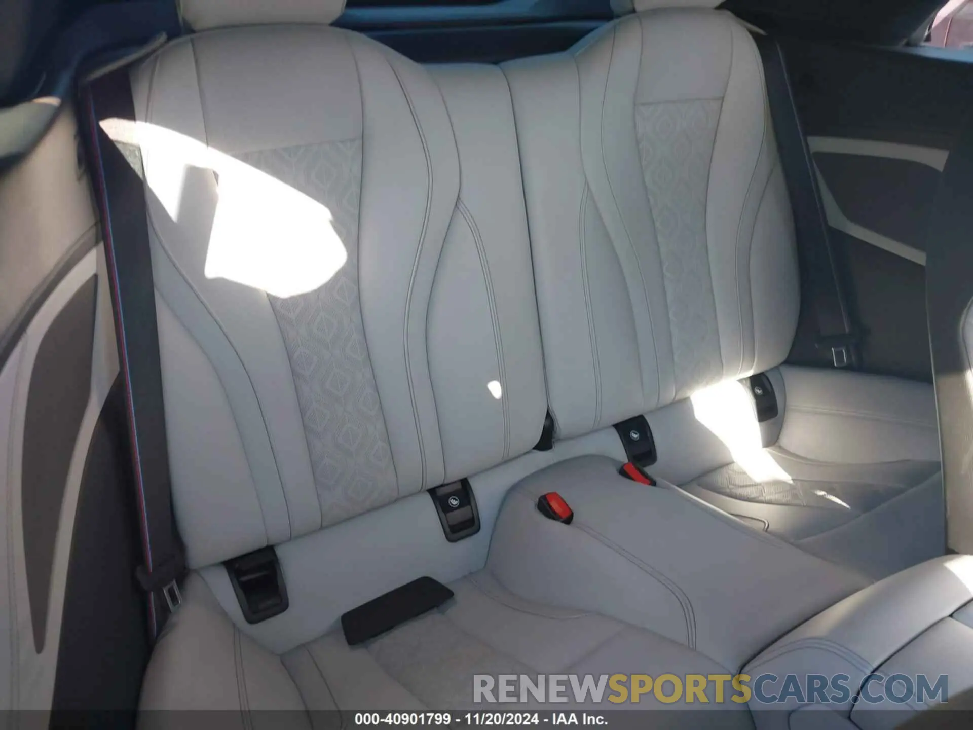 8 fotografías del automóvil dañado WBSDZ0C06NCJ12321 BMW M8 CABRIOLET 2022