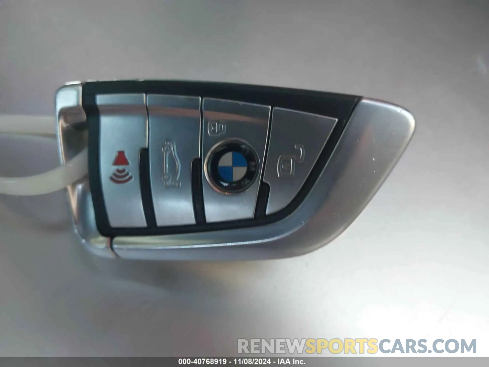 11 fotografías del automóvil dañado WBSDZ0C0XNCH18532 BMW M8 CABRIOLET 2022