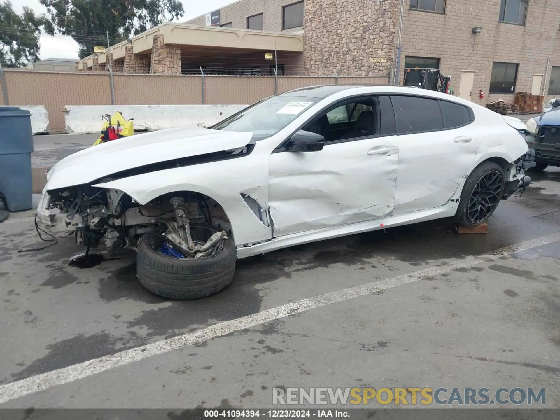 2 fotografías del automóvil dañado WBSGV0C06LCE13907 BMW M8 GRAN COUPE 2020