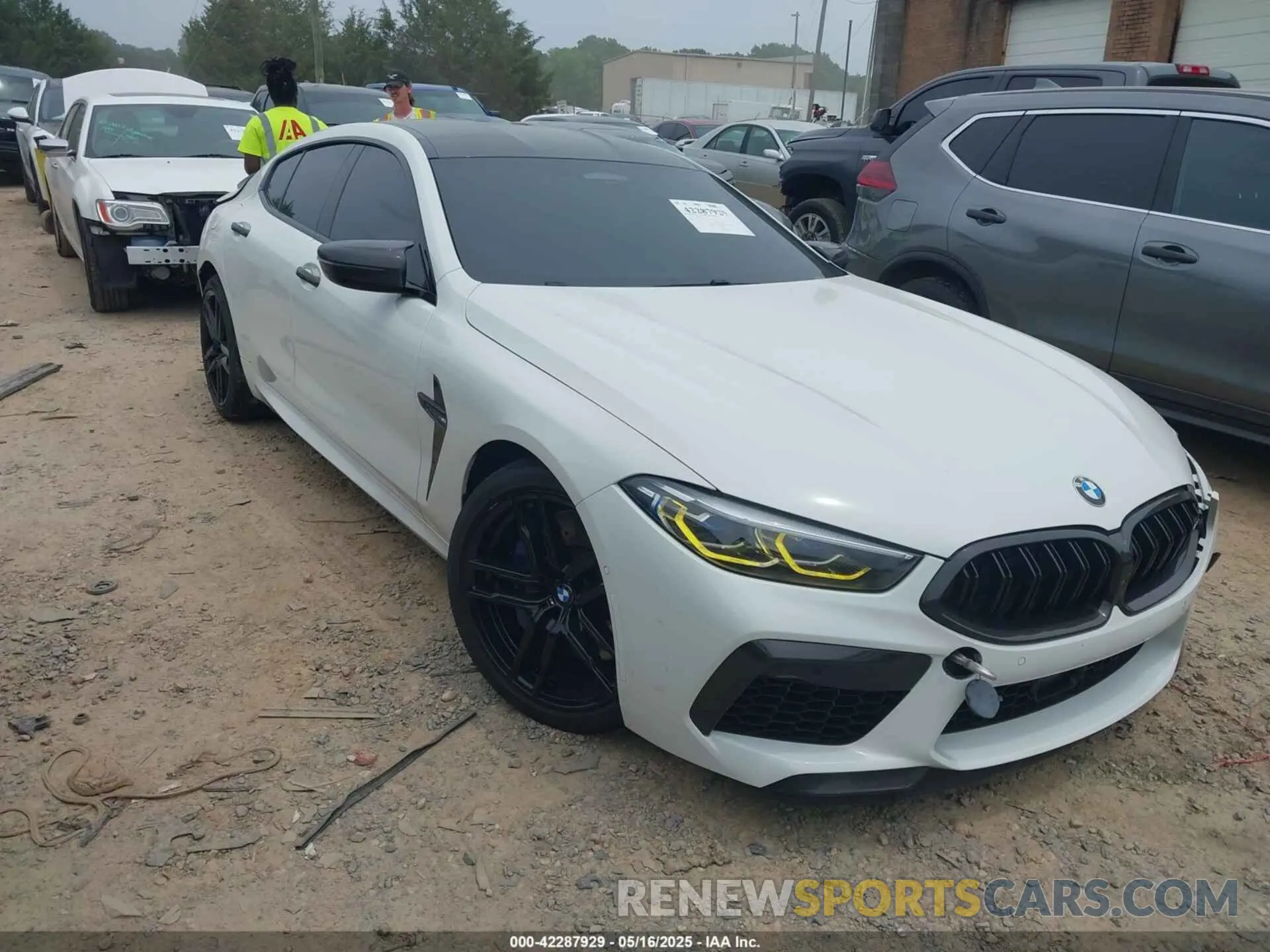 1 fotografías del automóvil dañado WBSGV0C0XLCE12517 BMW M8 GRAN COUPE 2020
