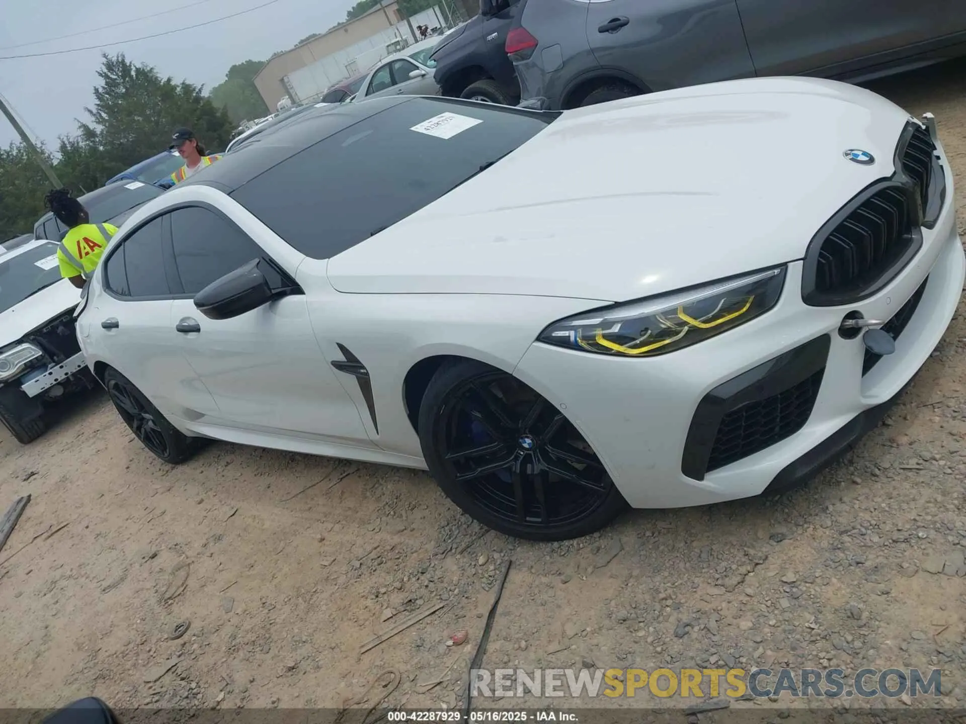13 fotografías del automóvil dañado WBSGV0C0XLCE12517 BMW M8 GRAN COUPE 2020