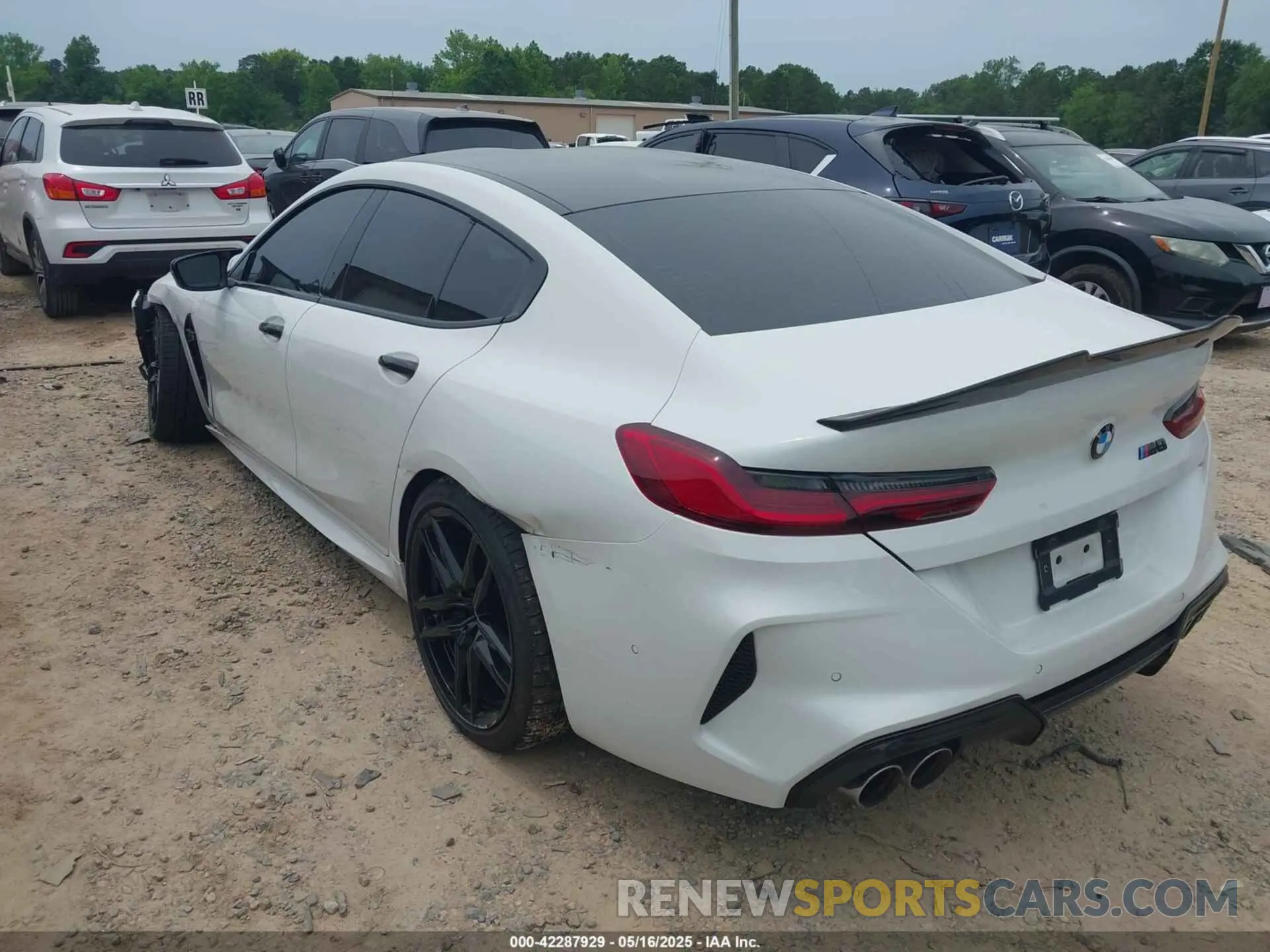 3 fotografías del automóvil dañado WBSGV0C0XLCE12517 BMW M8 GRAN COUPE 2020