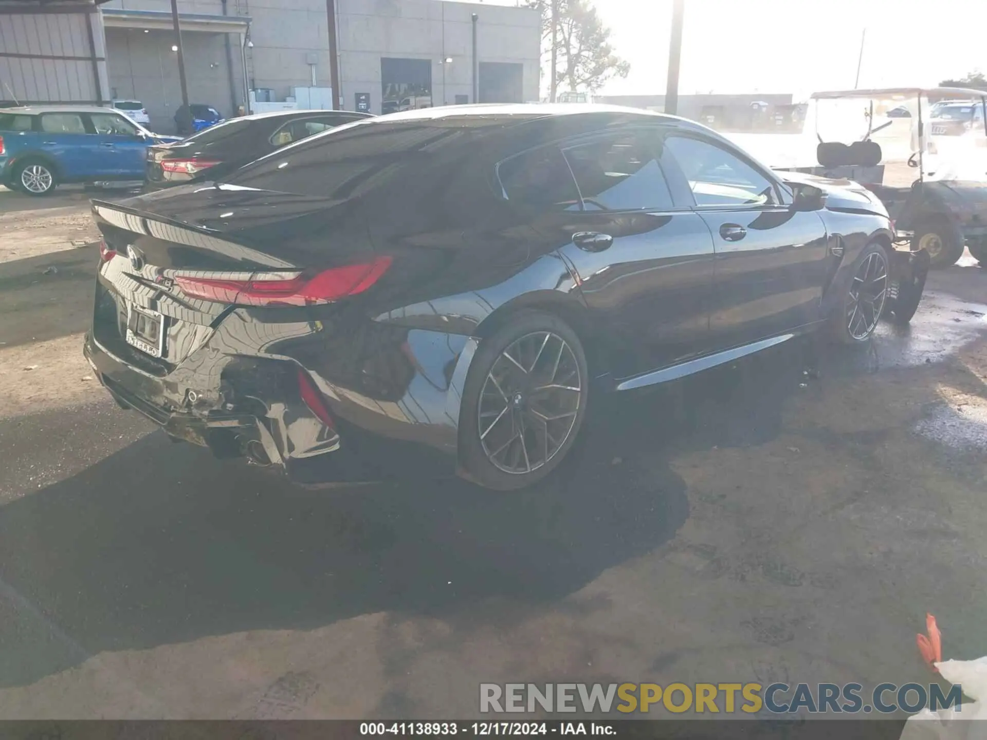 4 fotografías del automóvil dañado WBSGV0C08MCG32479 BMW M8 GRAN COUPE 2021