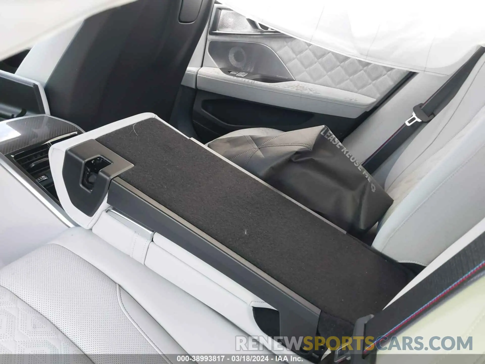 8 fotografías del automóvil dañado WBSGV0C00NCH01893 BMW M8 GRAN COUPE 2022